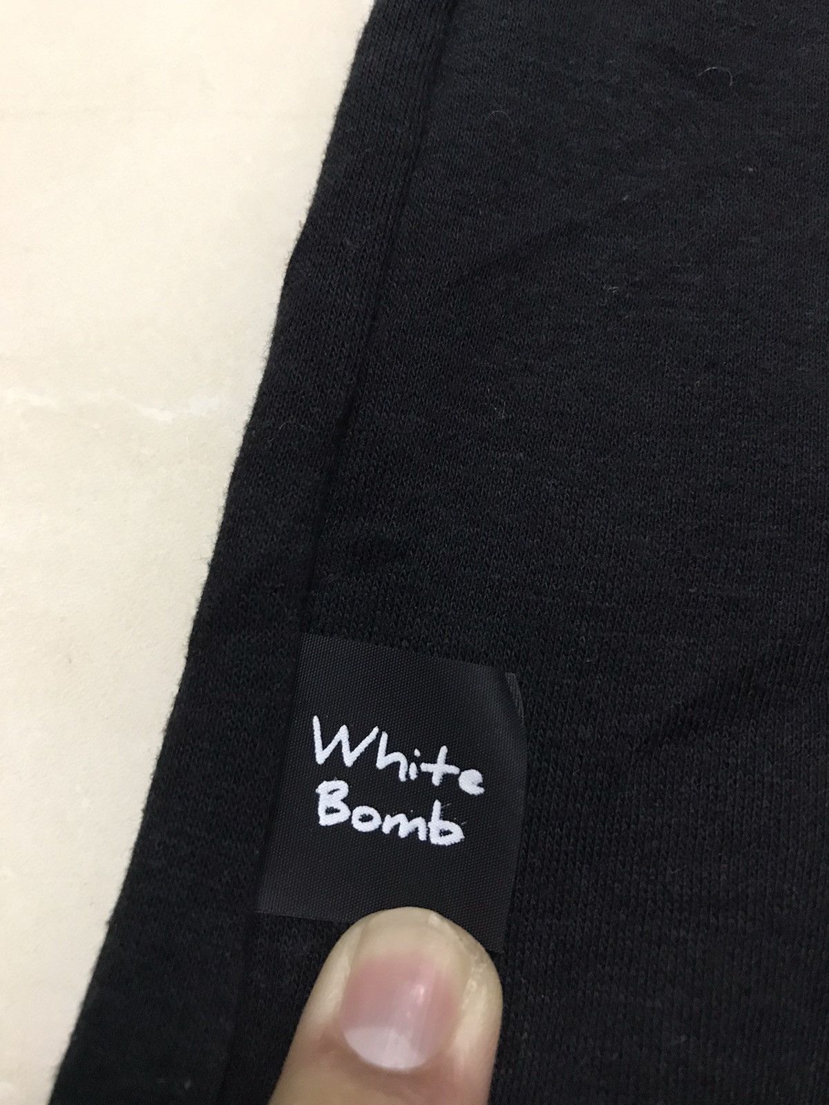 Designer × Japanese Brand WHITE BOMB HOODIE SWEATSHIRT Size US M / EU 48-50 / 2 - 5 Thumbnail