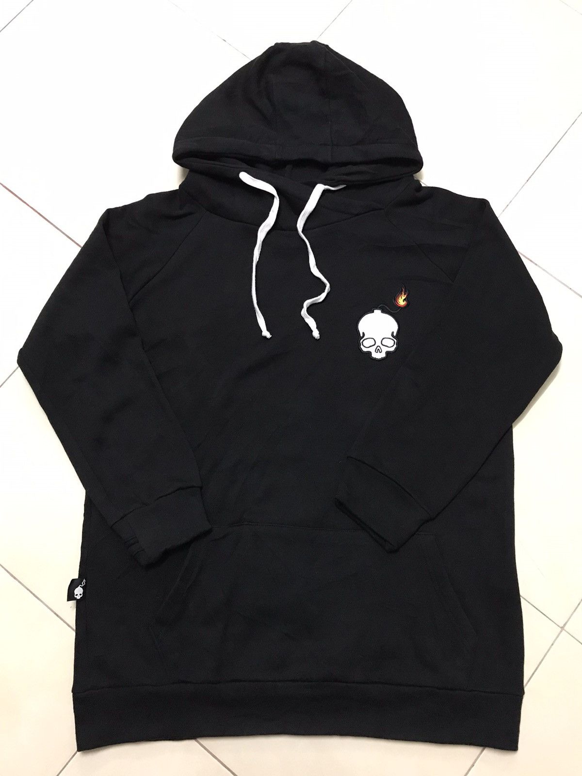 Designer × Japanese Brand WHITE BOMB HOODIE SWEATSHIRT Size US M / EU 48-50 / 2 - 1 Thumbnail