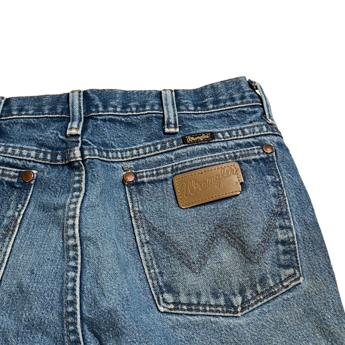Vintage Vintage Wrangler 936DEN Patched Jeans Size US 31 - 6 Preview
