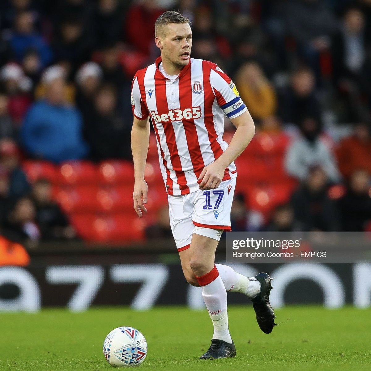 Macron 2019 2020 Stoke City England Macron Home Soccer Jersey Shirt Size US M / EU 48-50 / 2 - 2 Thumbnail
