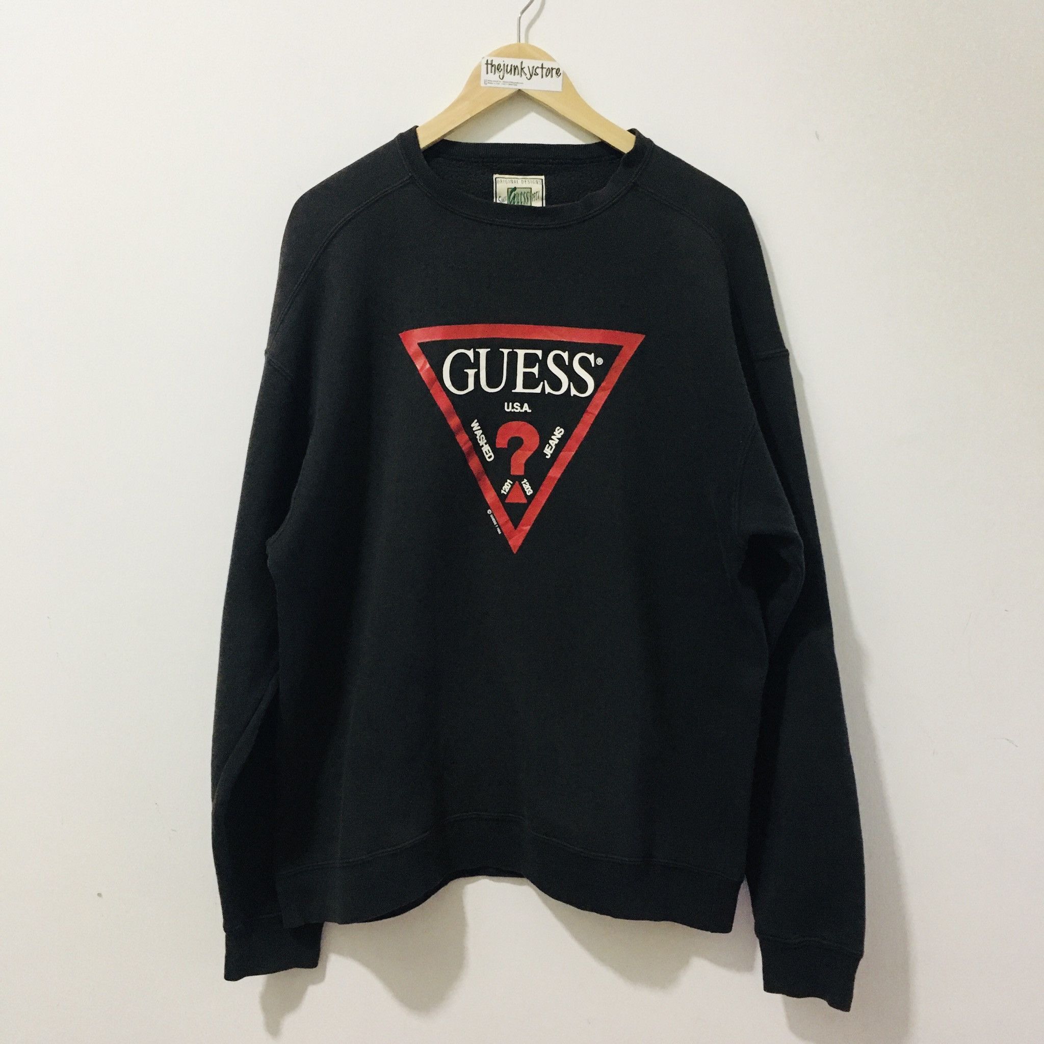 Guess Vtg 90s guess sweatshirt large size Size US L / EU 52-54 / 3 - 1 Thumbnail