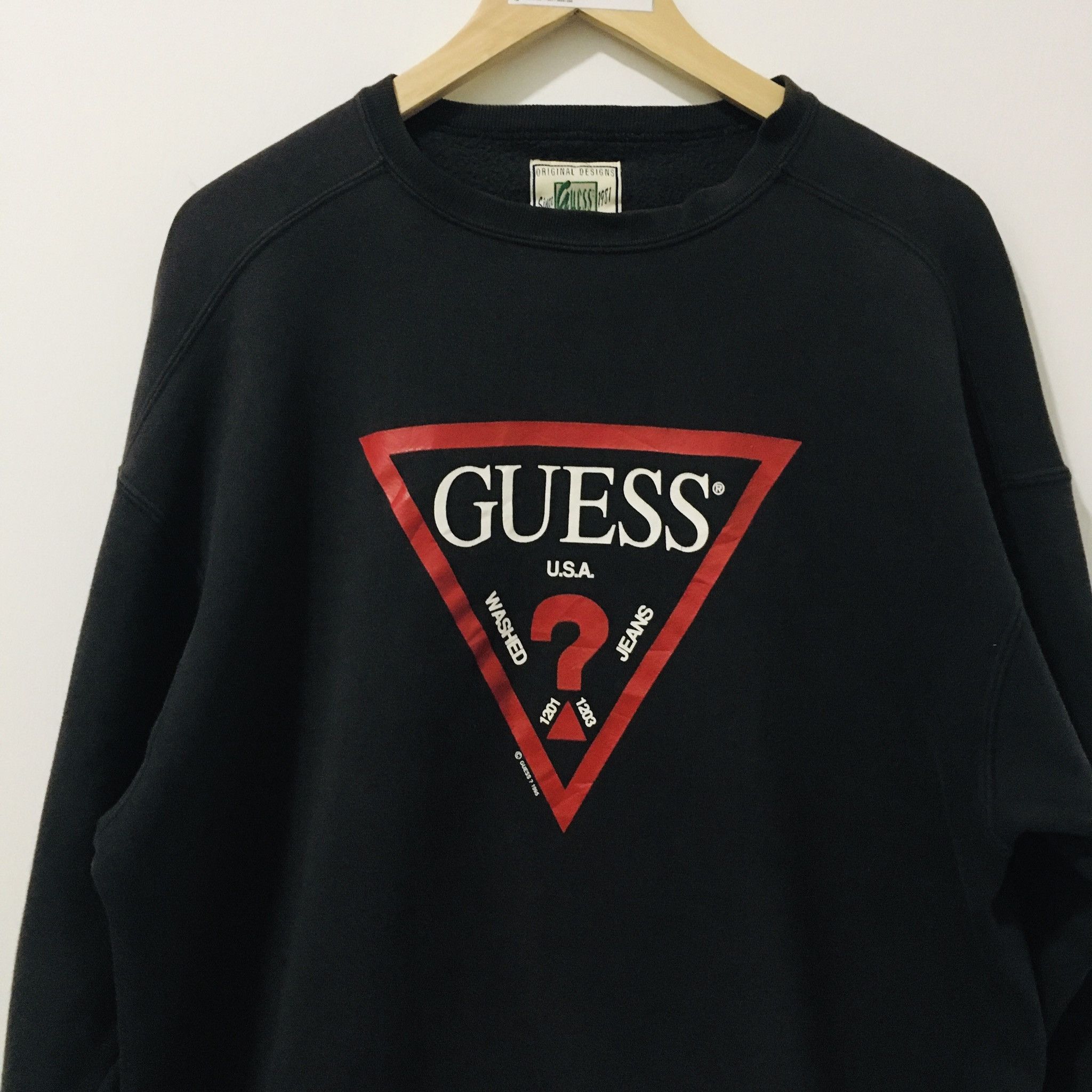 Guess Vtg 90s guess sweatshirt large size Size US L / EU 52-54 / 3 - 2 Thumbnail