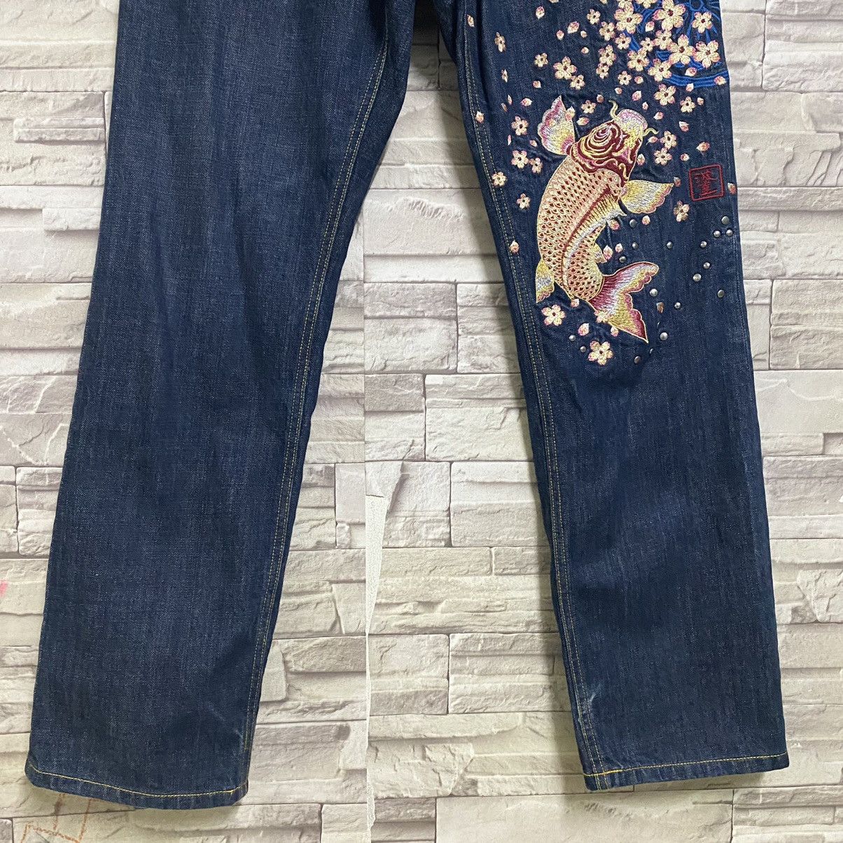 Karakuri Tamashii Japanese Brand NAMITATSU Denim Embroidery Fish Koi Jeans Size US 30 / EU 46 - 6 Thumbnail