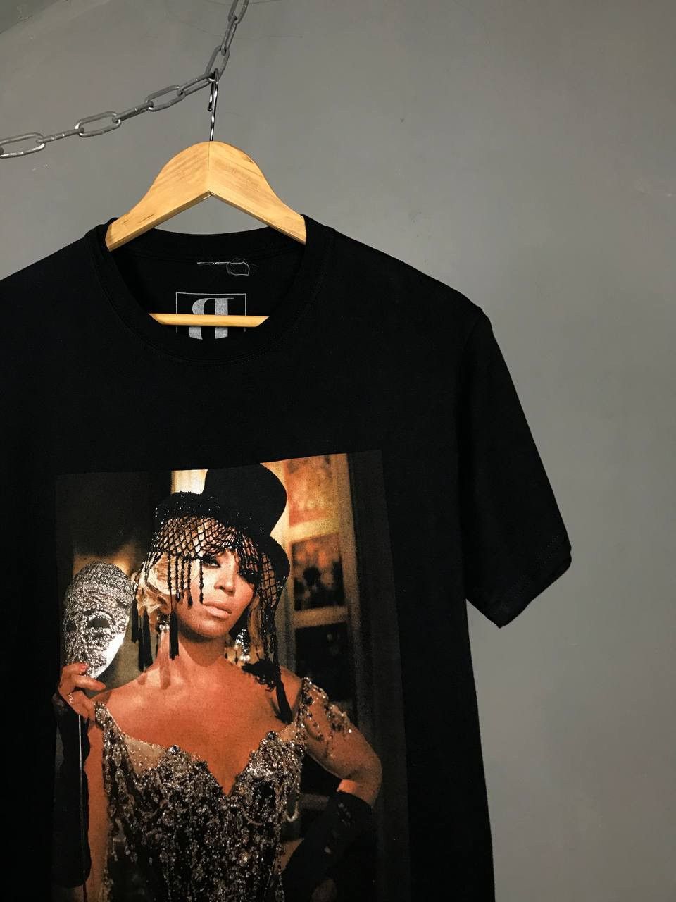 Band Tees Beyoncé 2014 vintage band pop tour tee Size US M / EU 48-50 / 2 - 2 Thumbnail