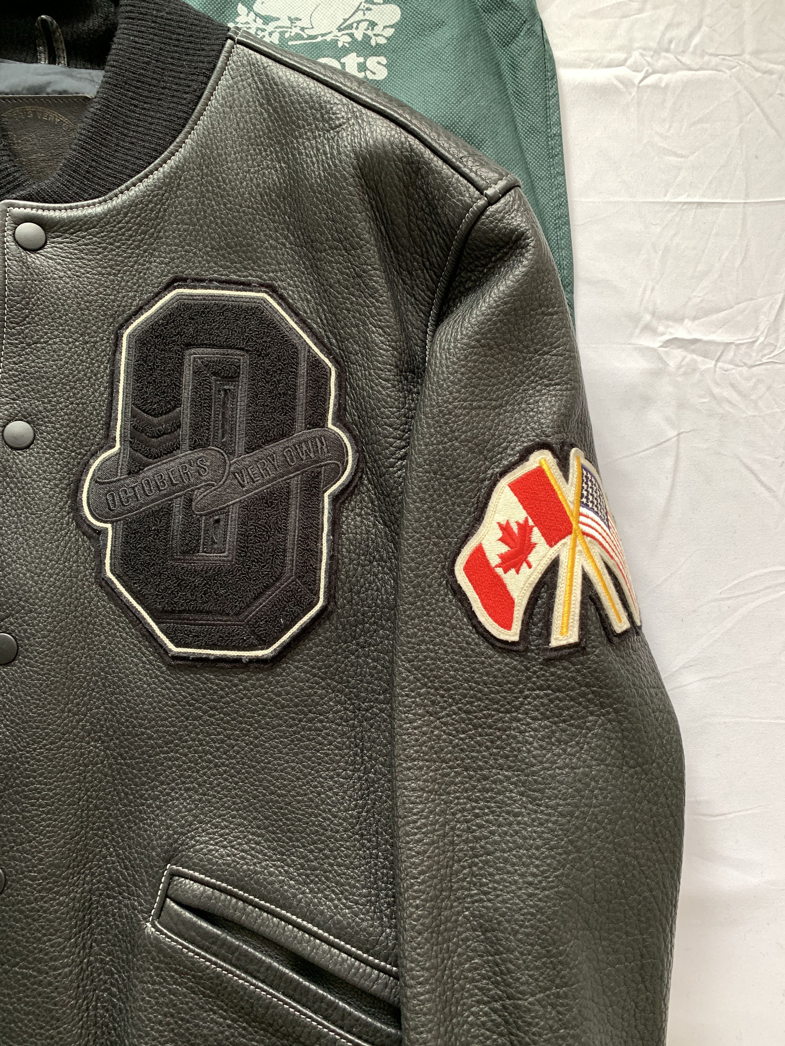 Drake 💥💎F&F💎💥🦉OVO x Roots 2014 Buffalo Leather Varsity 1/4 Size US M / EU 48-50 / 2 - 14 Thumbnail