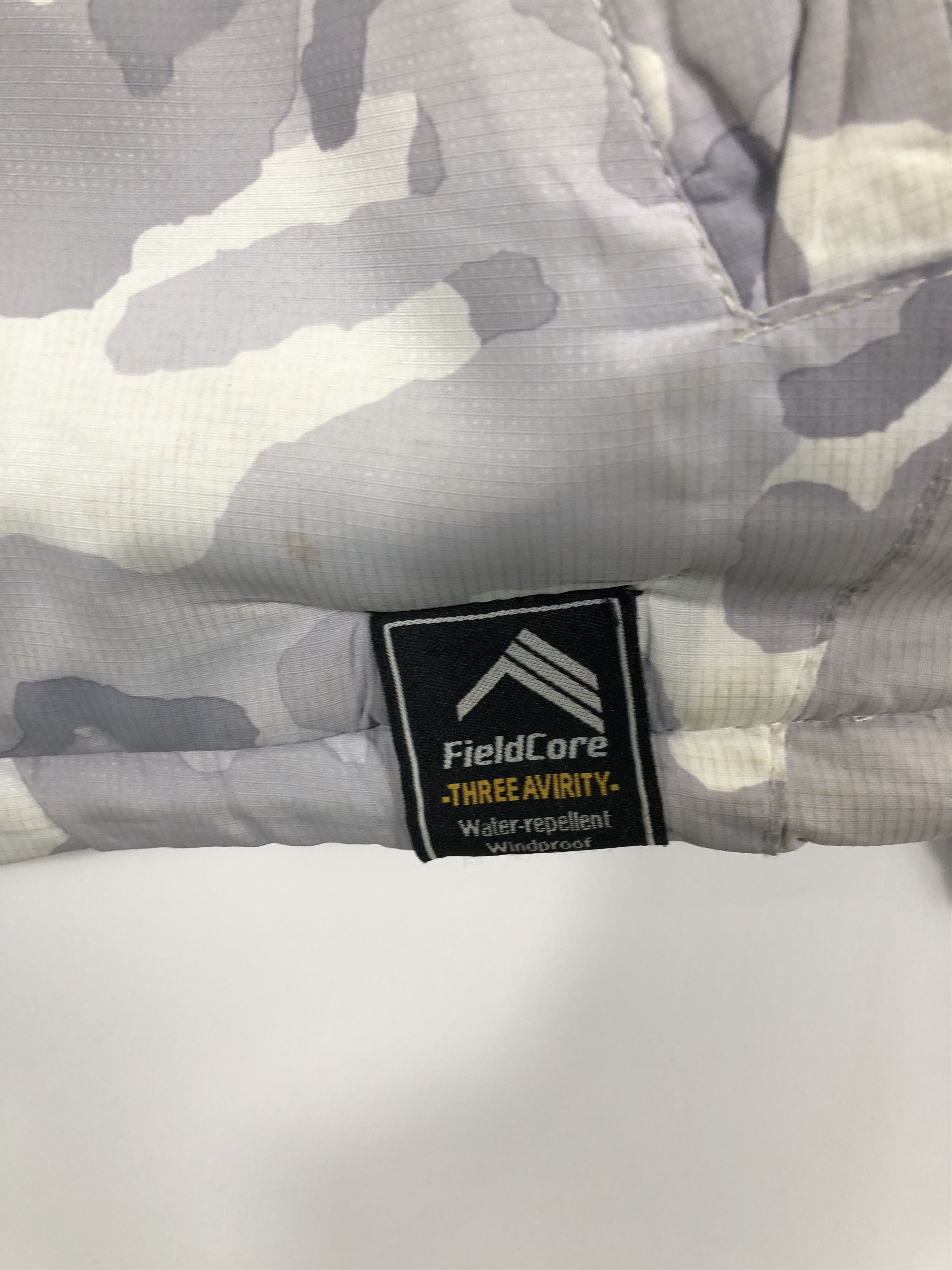 Japanese Brand Japanese Brand Camo White Puffer Jacket J0545 Size US M / EU 48-50 / 2 - 11 Thumbnail