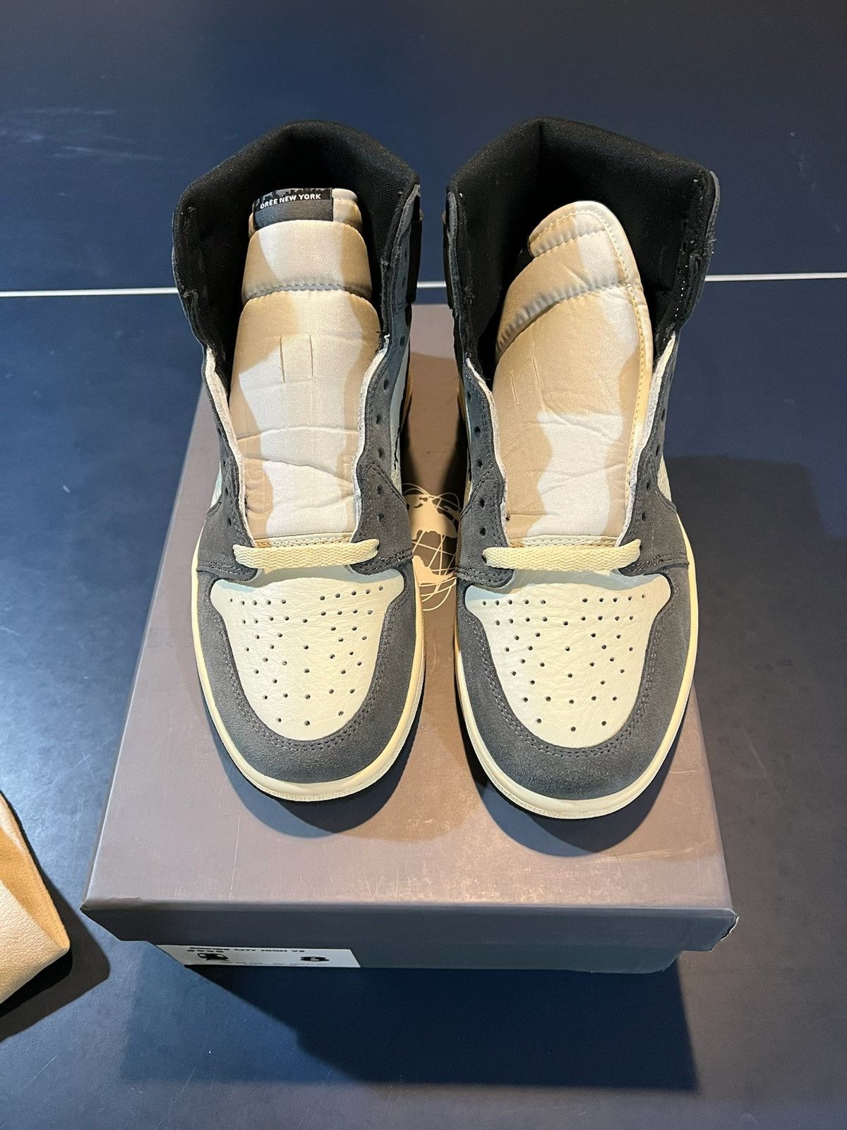 イケオジ御用達 LEONコラボ HUNTING WORLD迷彩色皮 イケオジ御用達