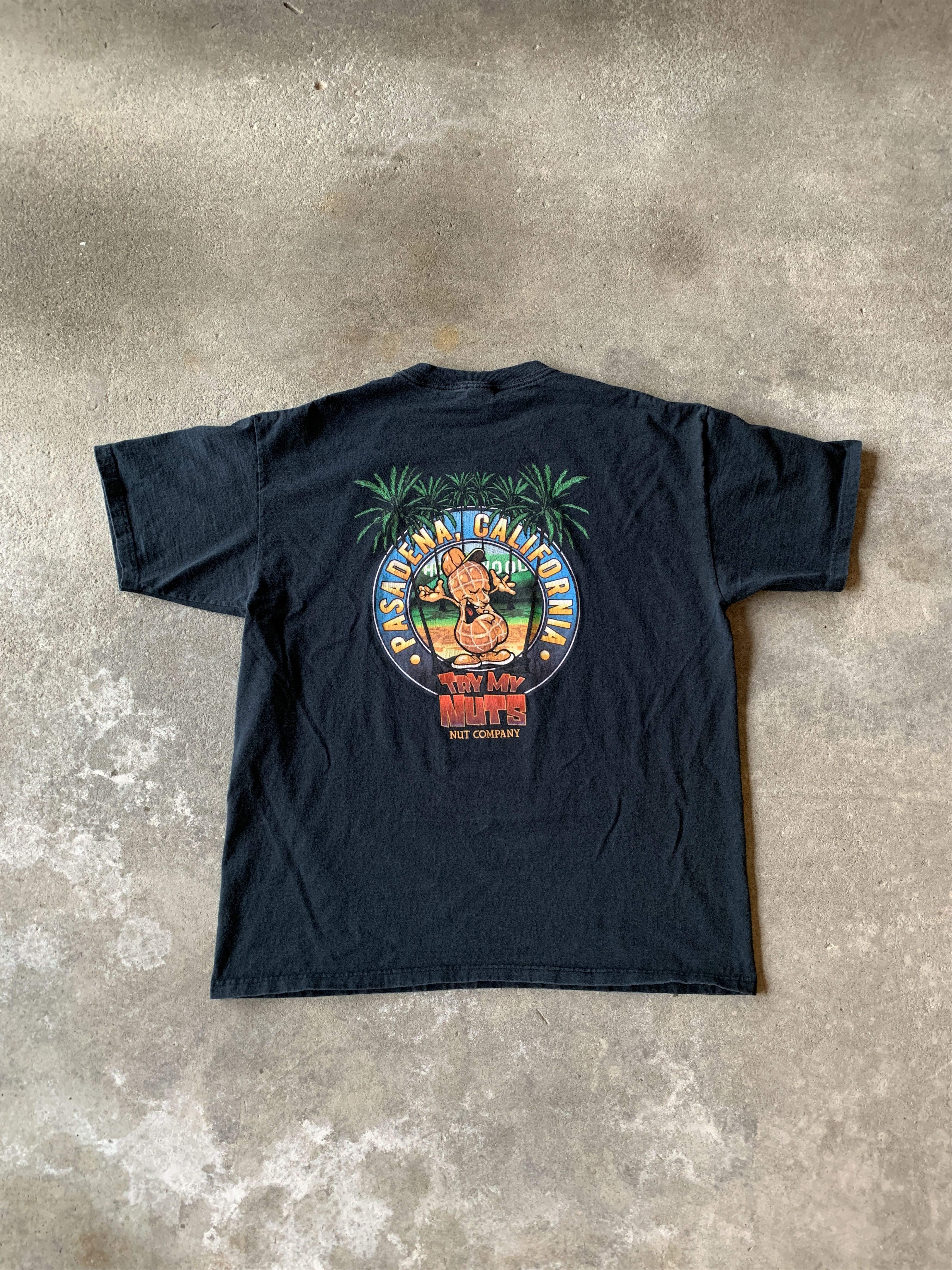 Vintage Vintage Y2K Nut Company Comedy Tee Size US XL / EU 56 / 4 - 1 Thumbnail