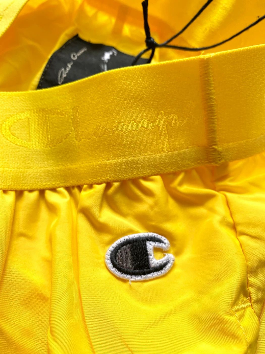Champion × Rick Owens ⚡️QUICK SALE⚡️ Rick Owens x Champion Yellow Jogger Size US 26 / EU 42 - 4 Thumbnail