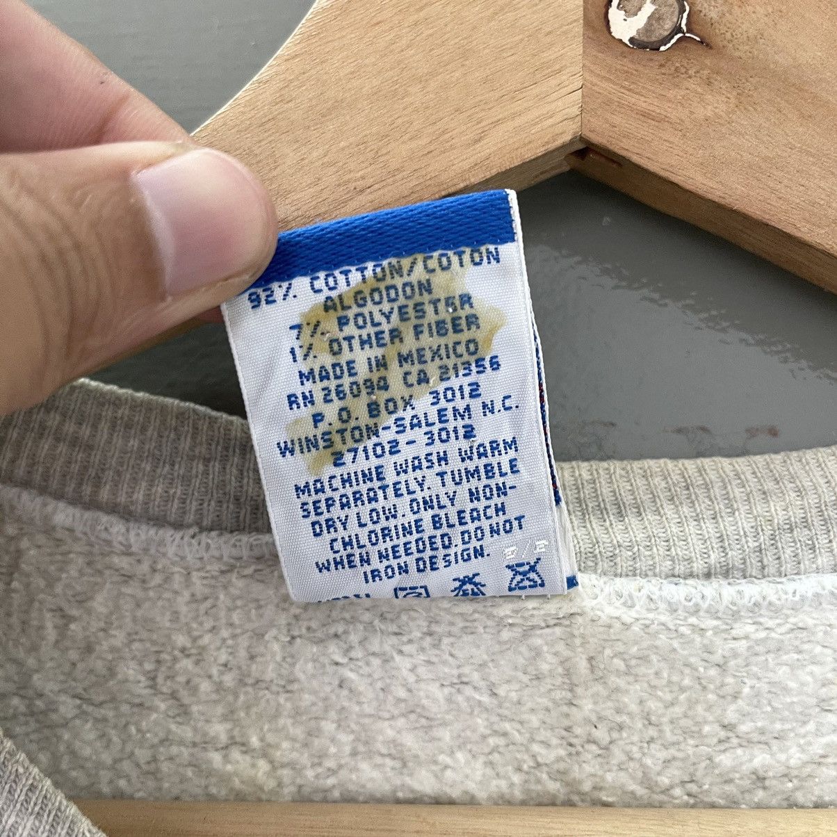Champion 90’s Champion Embroidered Logo Crewneck Sweatshirt Size M Size US M / EU 48-50 / 2 - 9 Thumbnail