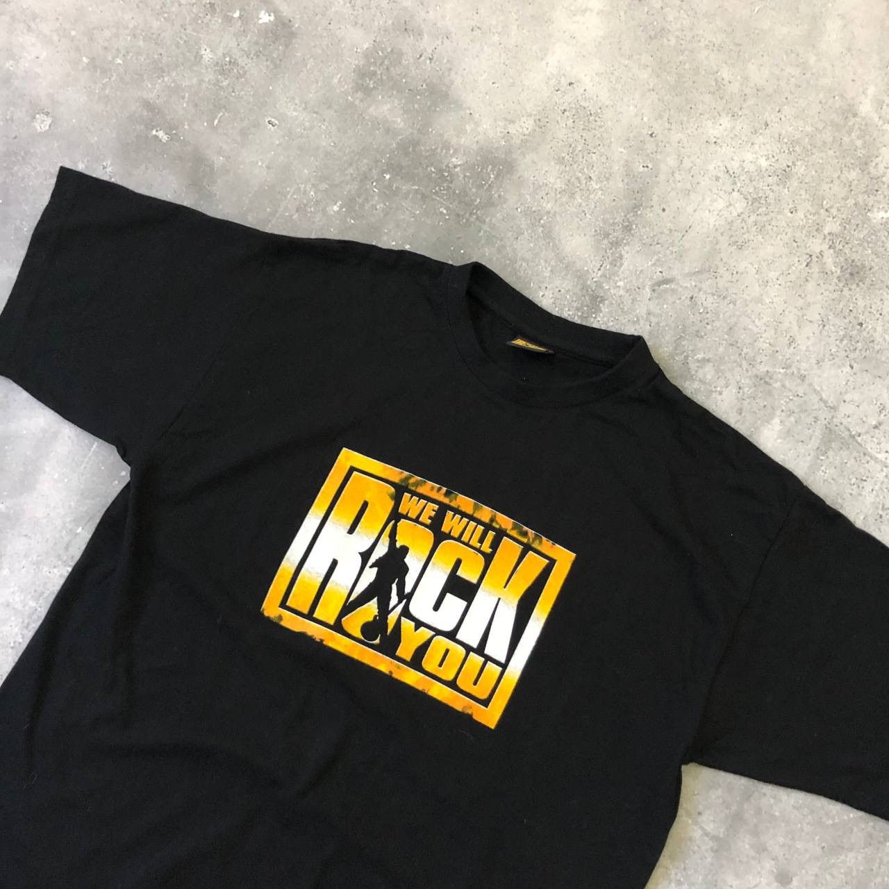 Band Tees Vintage Queen We Will Rock You Band T Shirt Black Size S Size US S / EU 44-46 / 1 - 4 Thumbnail