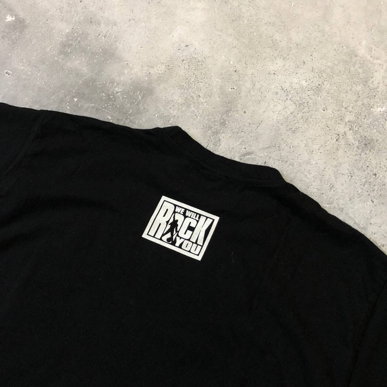 Band Tees Vintage Queen We Will Rock You Band T Shirt Black Size S Size US S / EU 44-46 / 1 - 11 Thumbnail