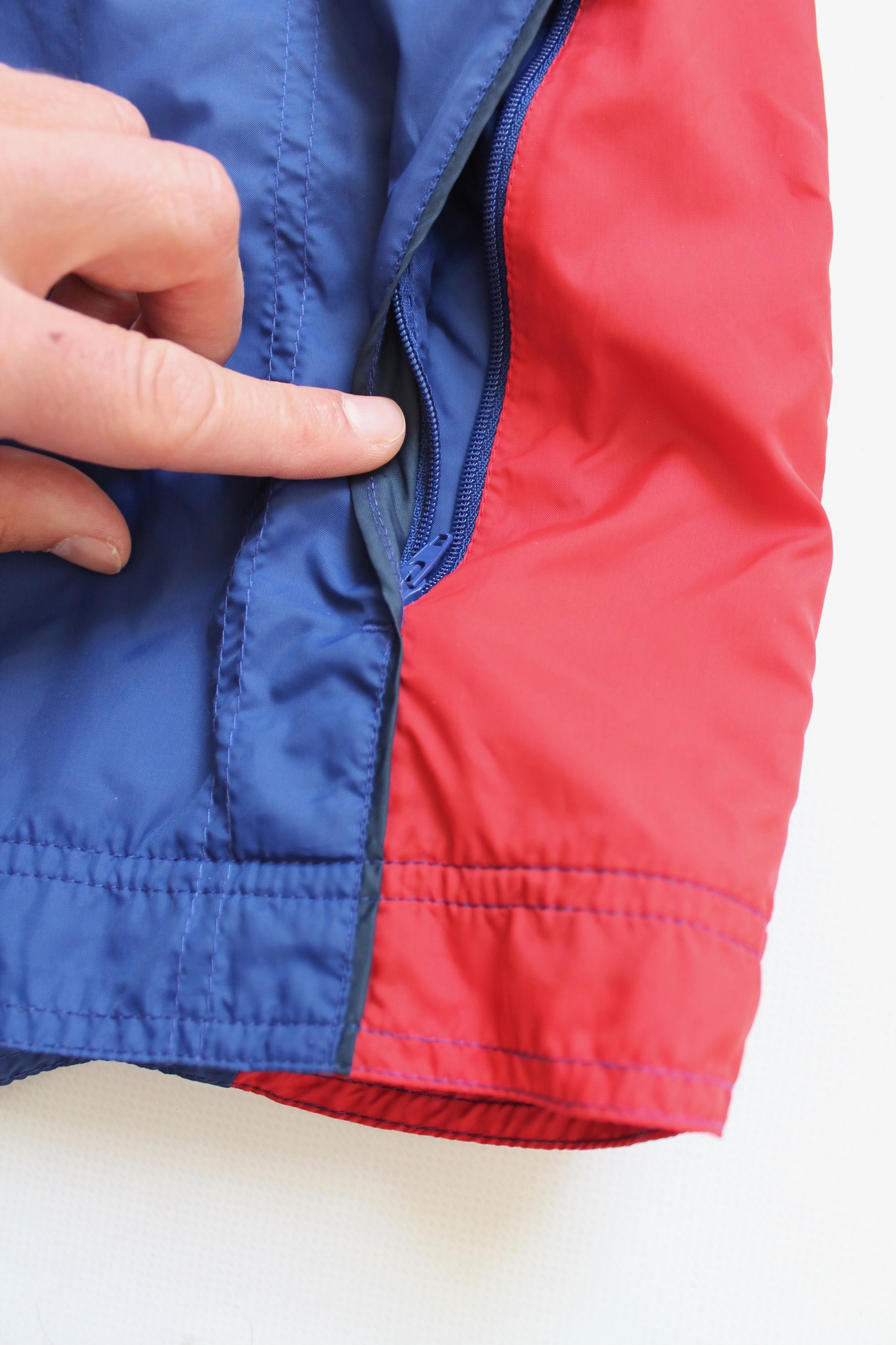 Nike Nike light jacket windbreaker full zip nylon Big SWOOSH Size US S / EU 44-46 / 1 - 13 Thumbnail