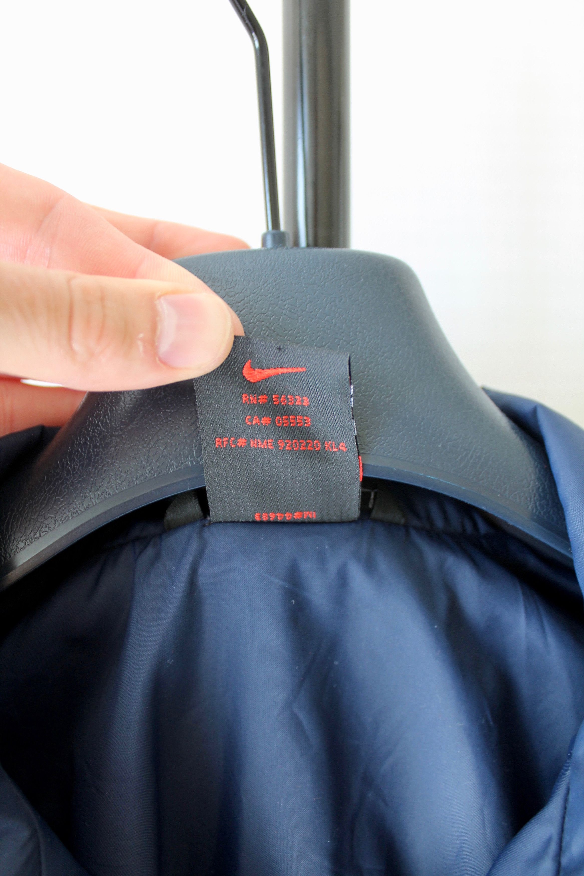 Nike Nike light jacket windbreaker full zip nylon Big SWOOSH Size US S / EU 44-46 / 1 - 10 Thumbnail