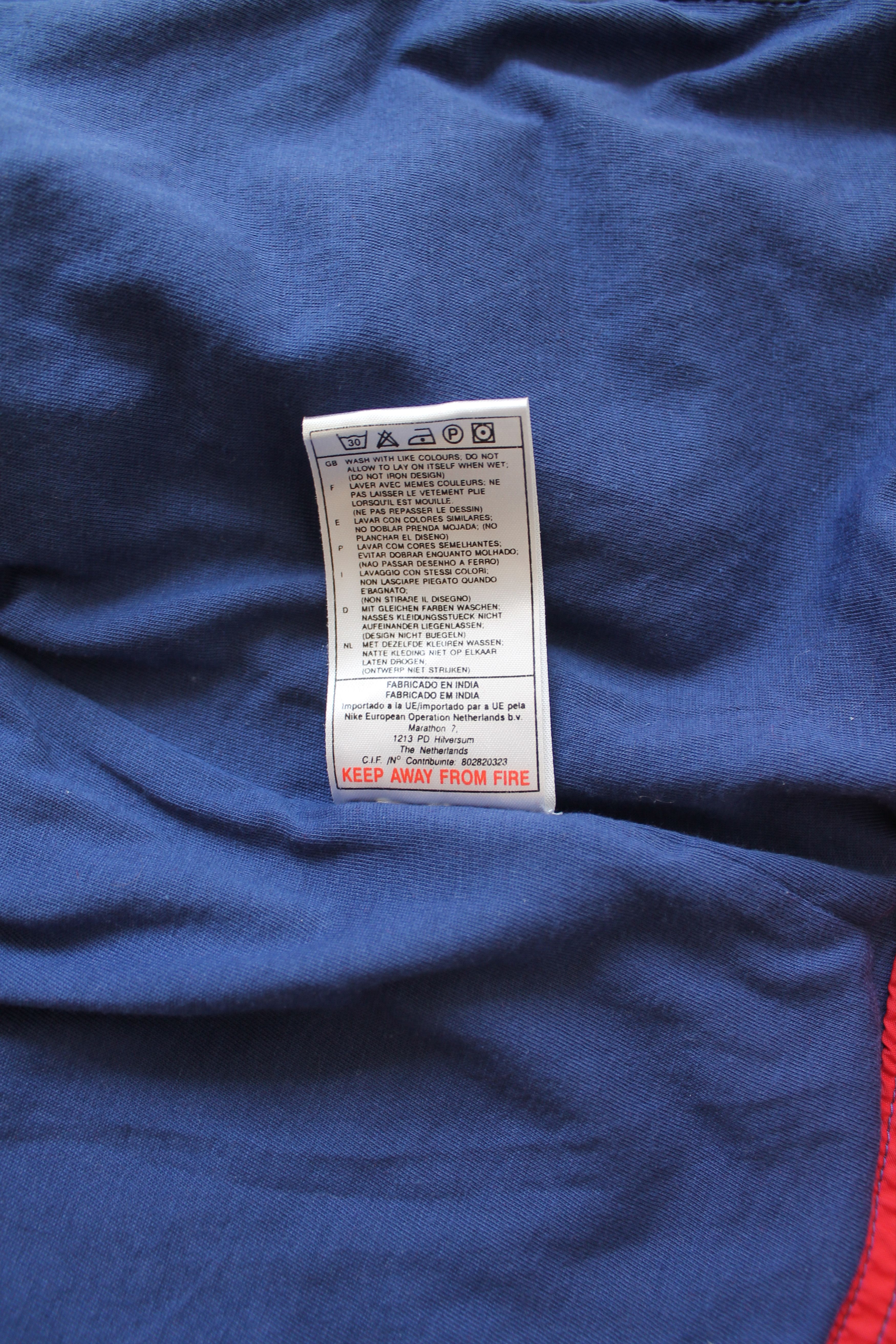 Nike Nike light jacket windbreaker full zip nylon Big SWOOSH Size US S / EU 44-46 / 1 - 15 Thumbnail