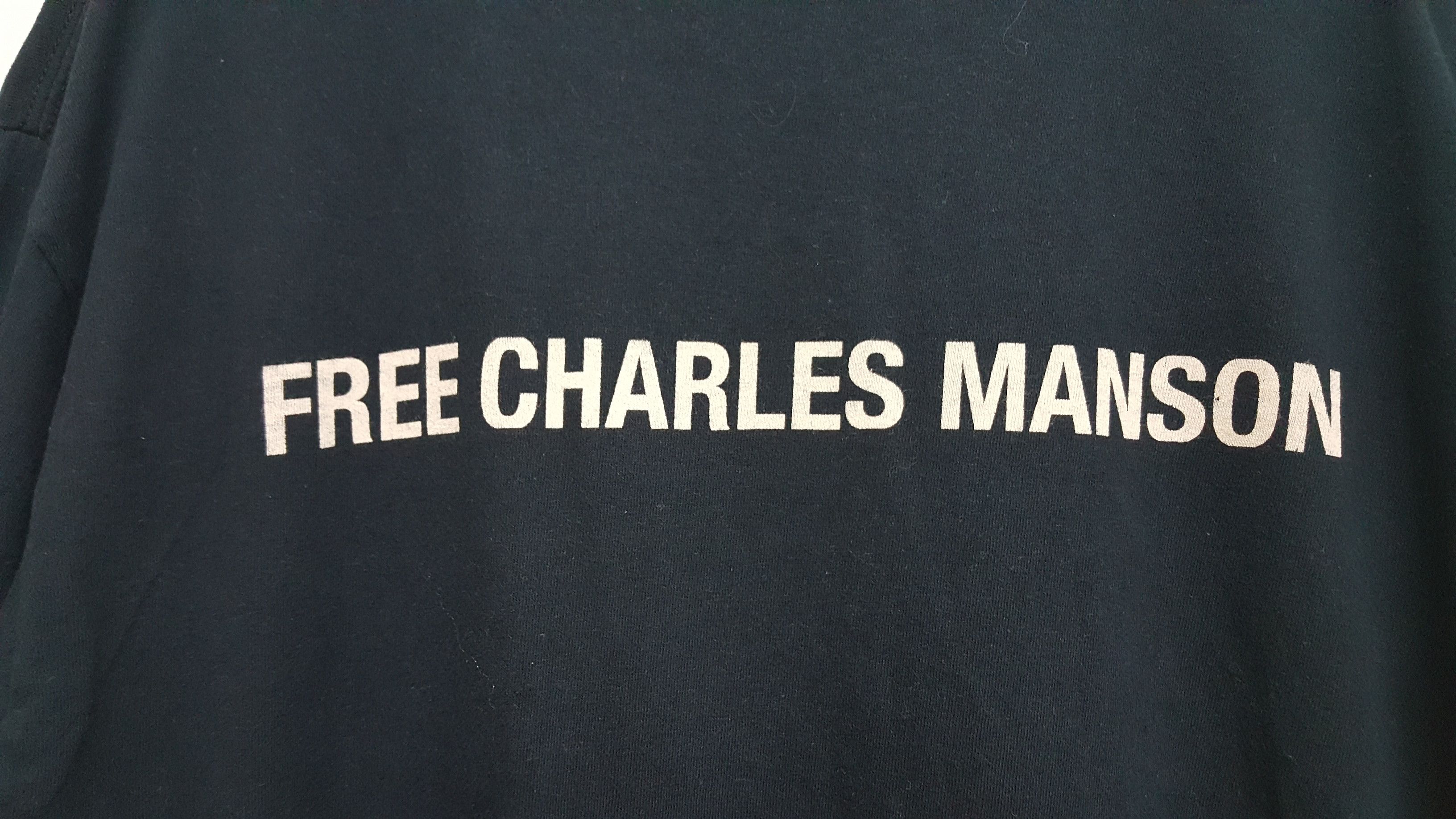 Band Tees DOPE 🔥🔥🔥 FREE CHARLES MANSON CHARLIE STILL DONT SURF TEE Size US M / EU 48-50 / 2 - 8 Thumbnail