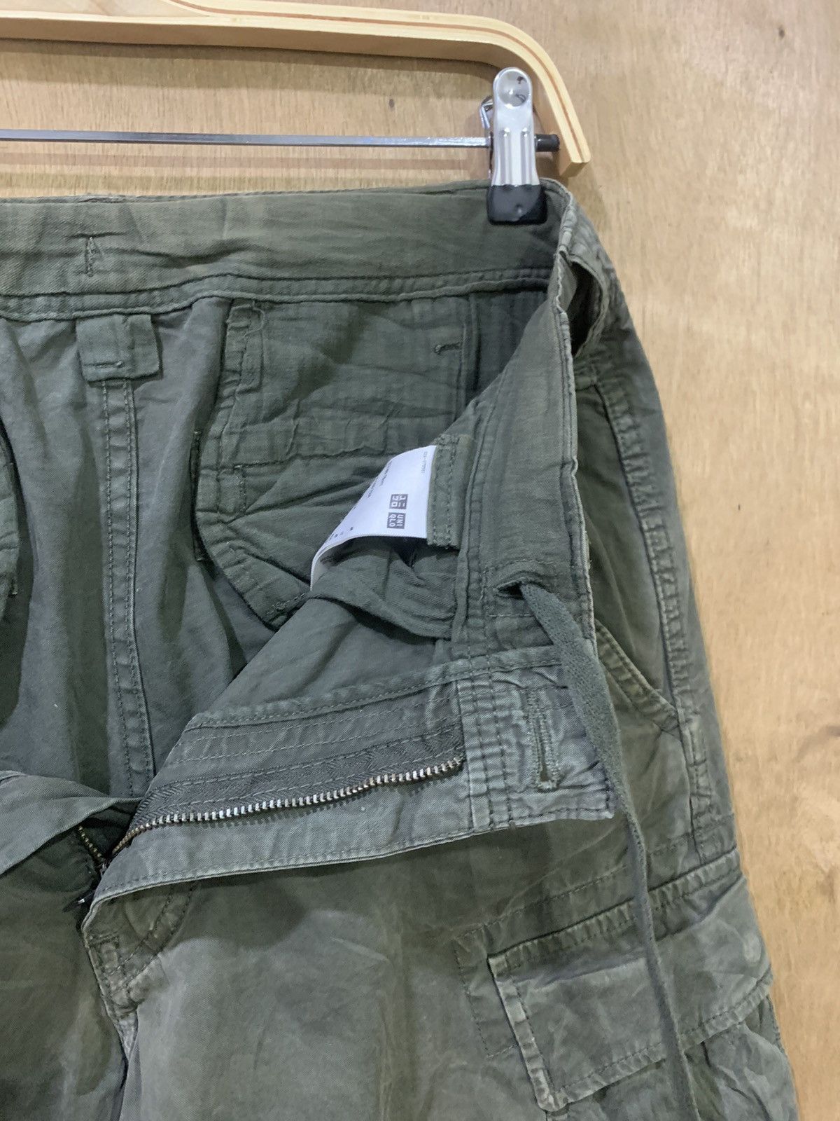 Japanese Brand × Uniqlo UNIQLO Pullover Drawstring DoubleKnee Multipocket Cargo Pant Size US 30 / EU 46 - 16 Thumbnail