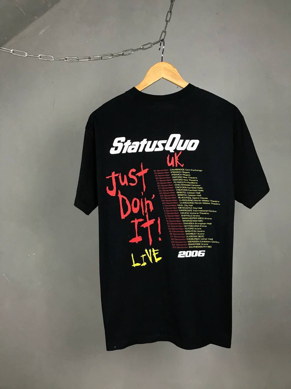 Band Tees Status Quo 2006 vintage rock band tour tee Size US M / EU 48-50 / 2 - 5 Thumbnail