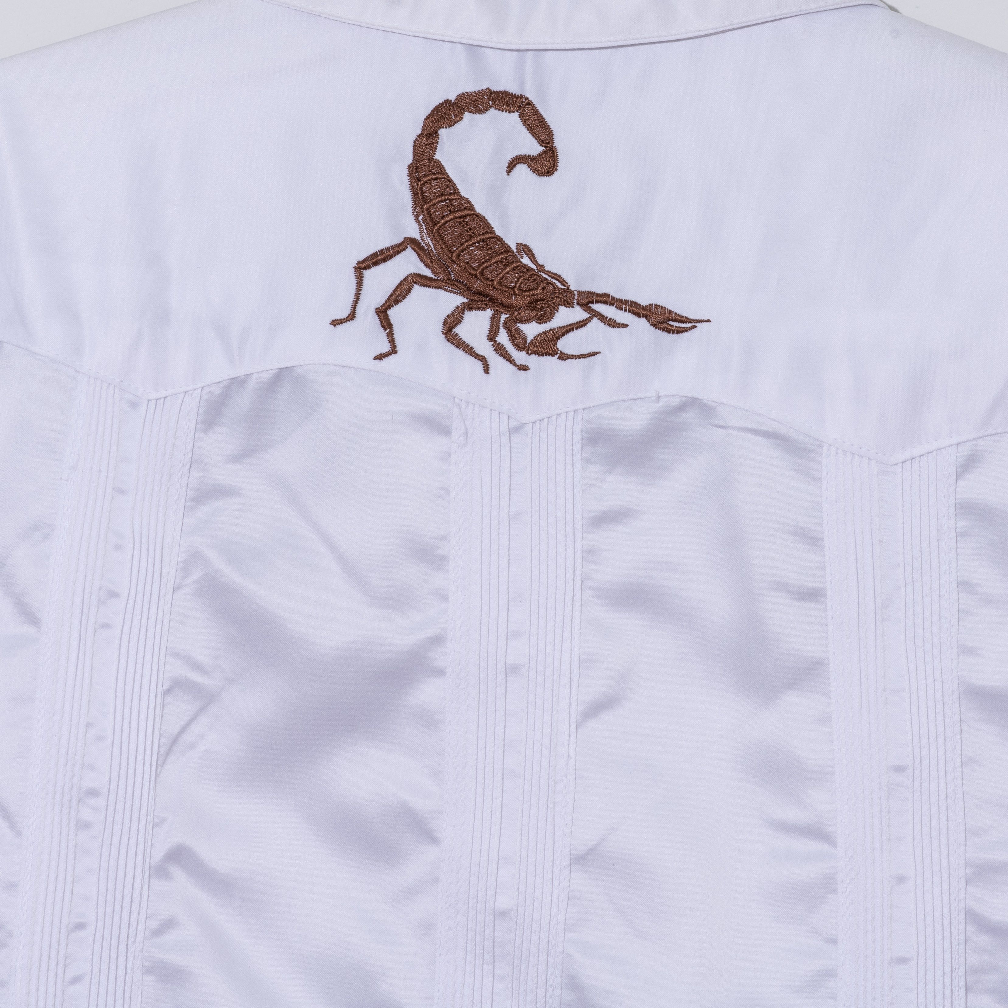 Vintage Vintage Cuban satin Scorpion shirt Size US L / EU 52-54 / 3 - 4 Thumbnail