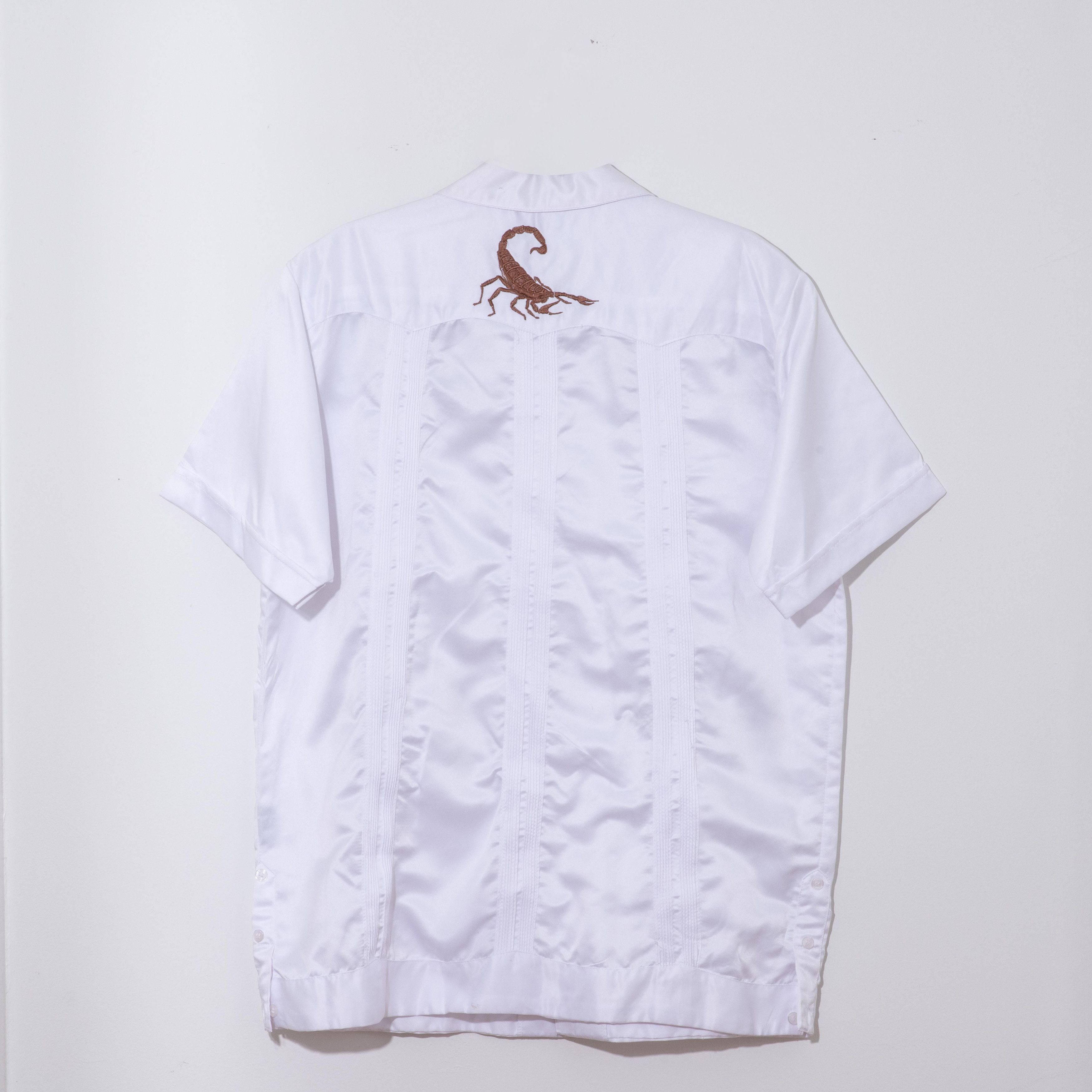 Vintage Vintage Cuban satin Scorpion shirt Size US L / EU 52-54 / 3 - 3 Thumbnail