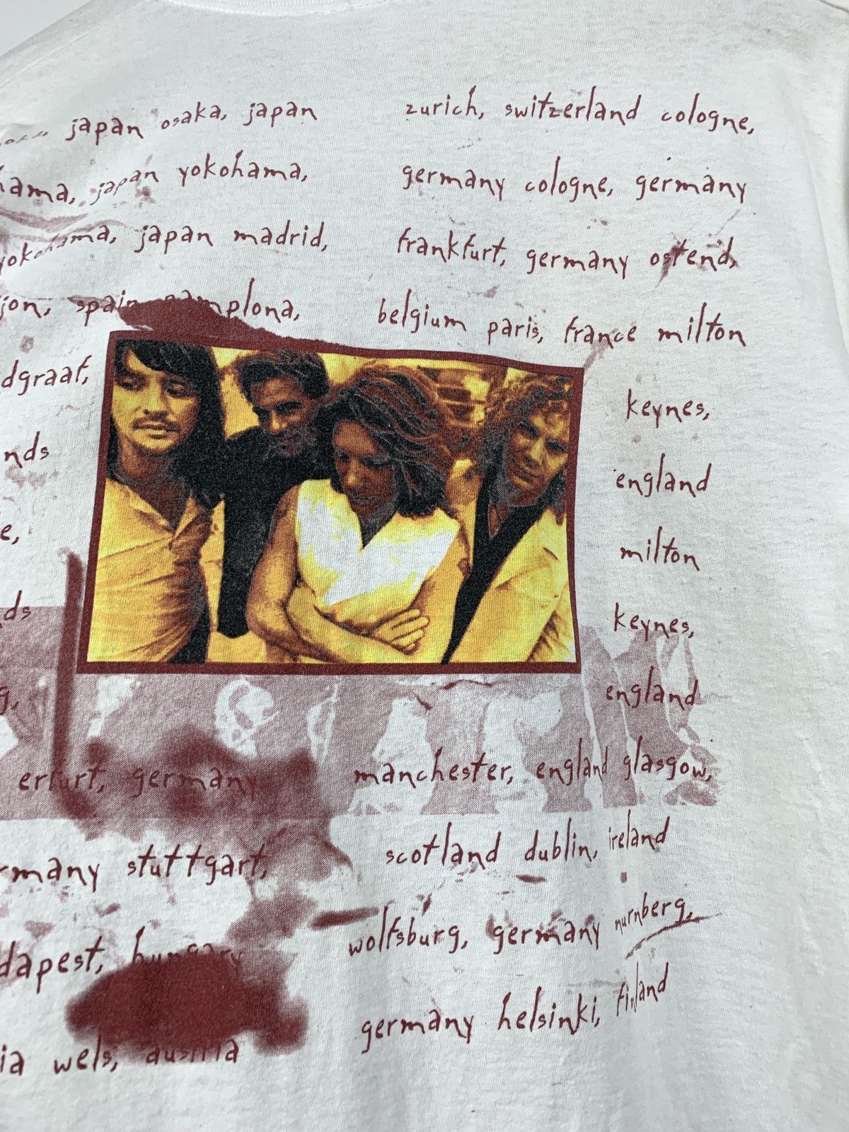 Band Tees 1996 Vintage Bon Jovi These Days Tour Single Stitch T-Shirt Size US L / EU 52-54 / 3 - 14 Thumbnail