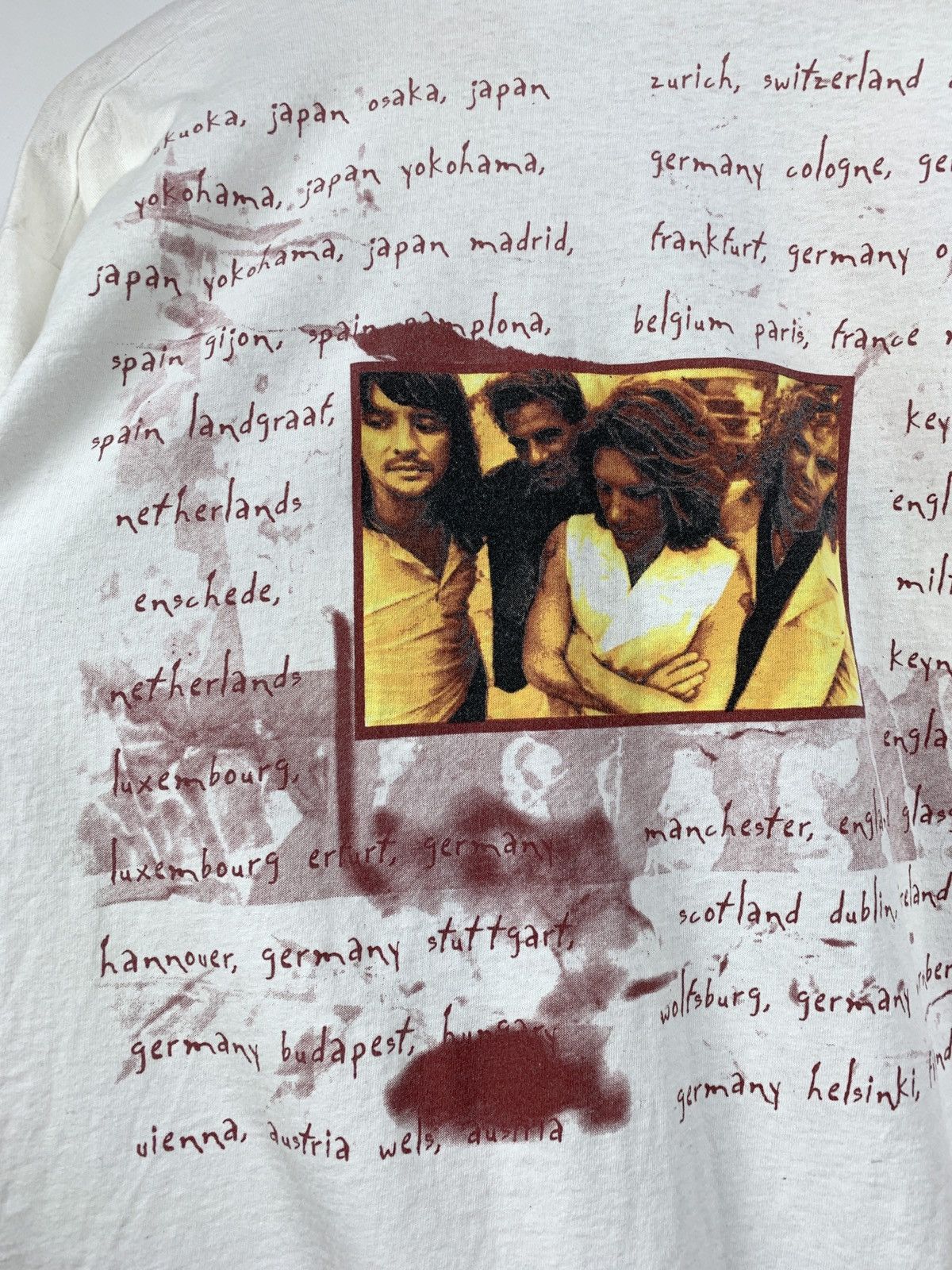 Band Tees 1996 Vintage Bon Jovi These Days Tour Single Stitch T-Shirt Size US L / EU 52-54 / 3 - 13 Thumbnail