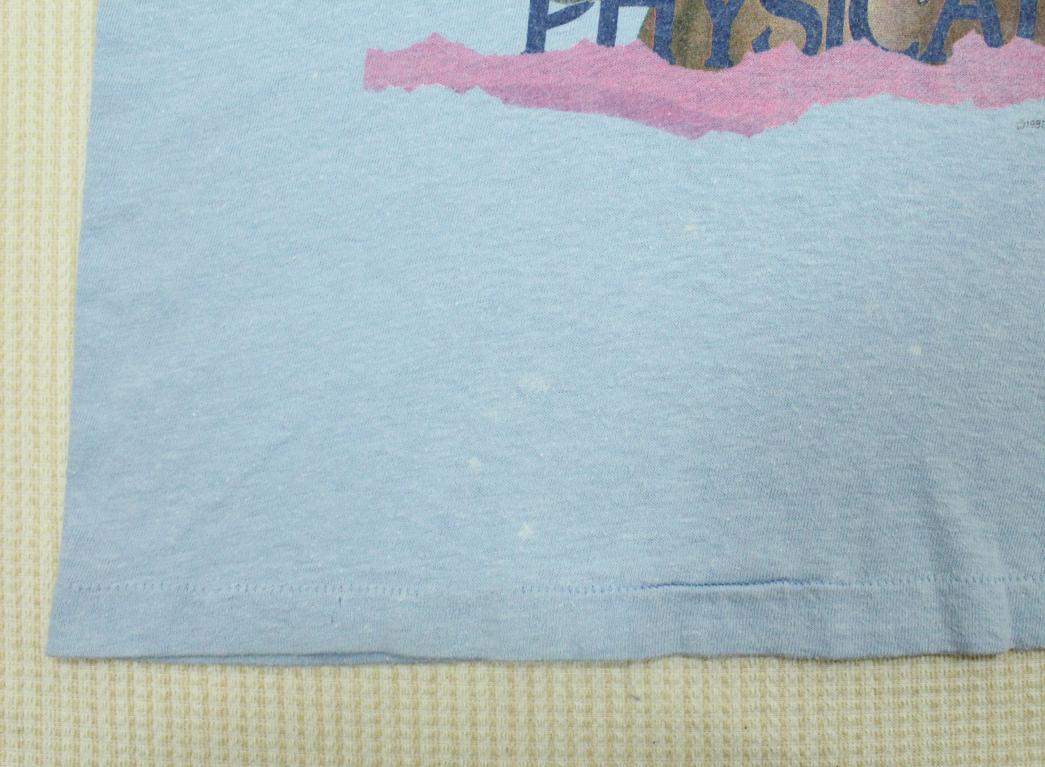 Band Tees × Vintage Vintage 80s OLIVIA NEWTON JOHN T Shirt Tour 82 PHYSICAL Size US M / EU 48-50 / 2 - 5 Thumbnail