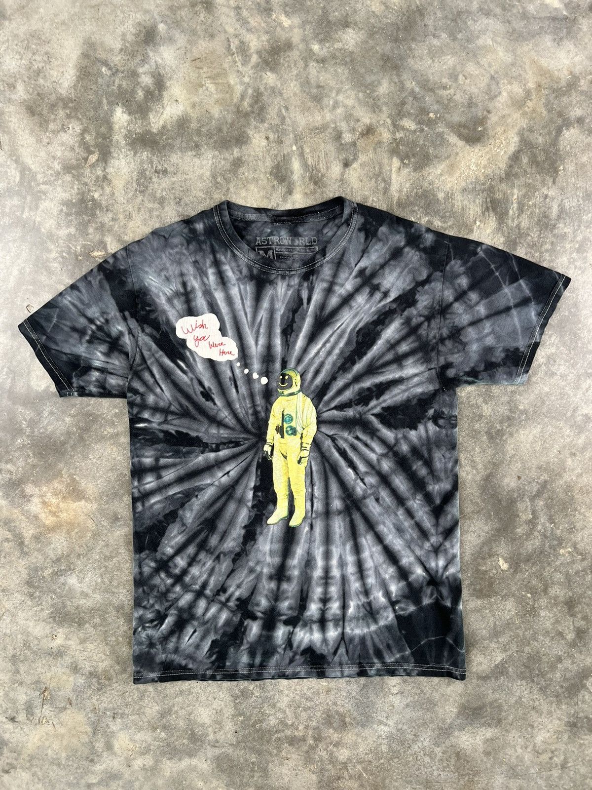 Travis Scott Travis Scott Astroworld Tie Dye Astronaut Tee Black Medium Size US M / EU 48-50 / 2 - 1 Thumbnail