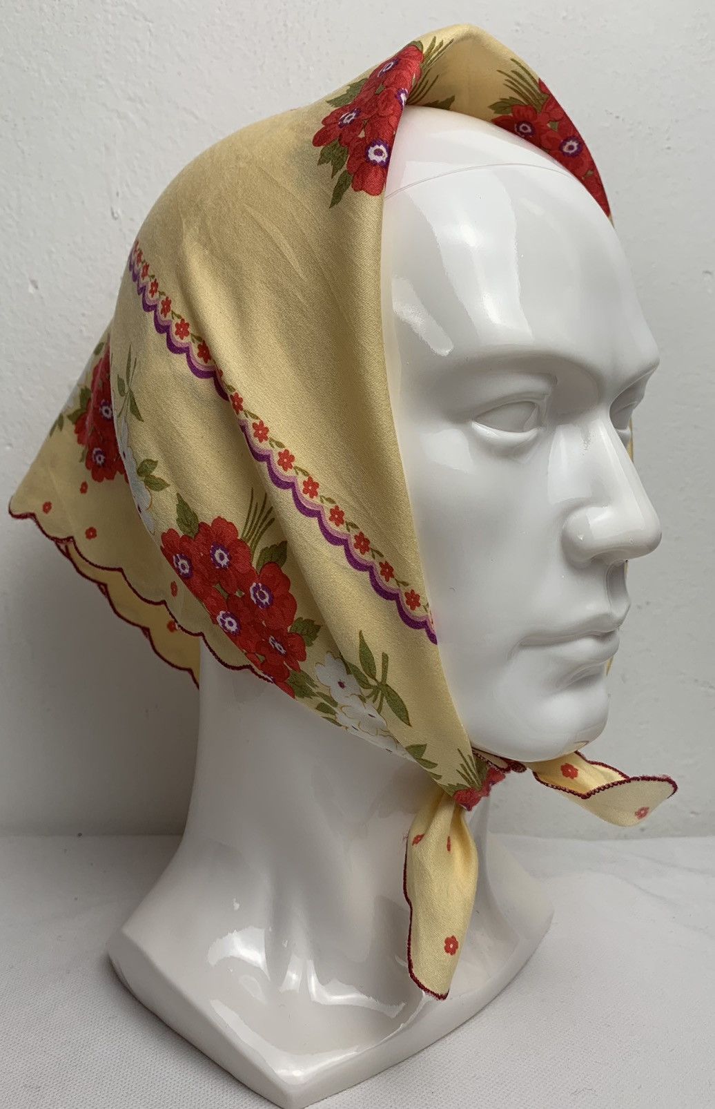 Anna Sui Vintage Anna Sui Handkerchief /Neckerchief /Bandana Size ONE SIZE - 1 Thumbnail