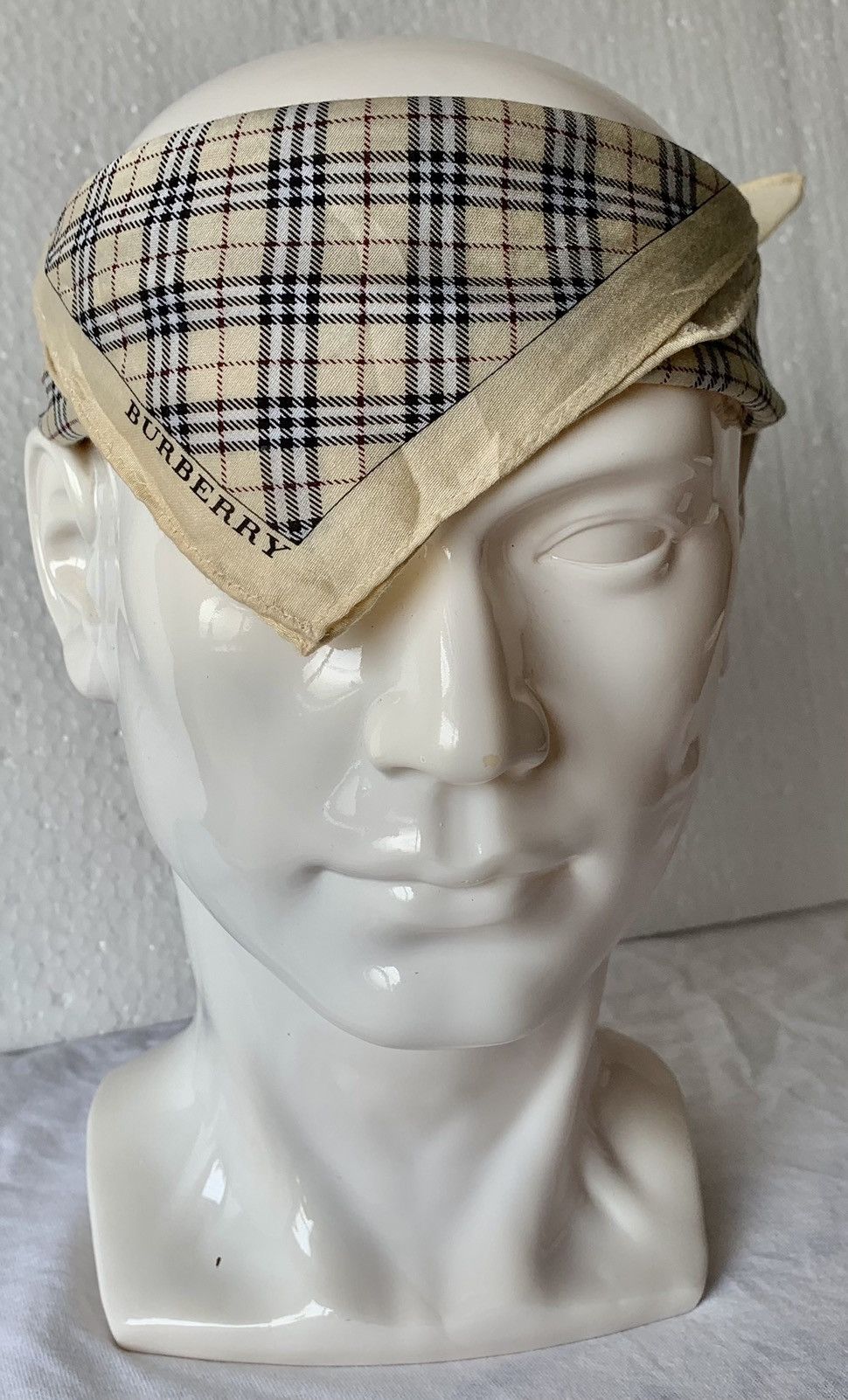 Burberry Burberry Handkerchief / Neckerchief / Bandana Size ONE SIZE - 1 Thumbnail