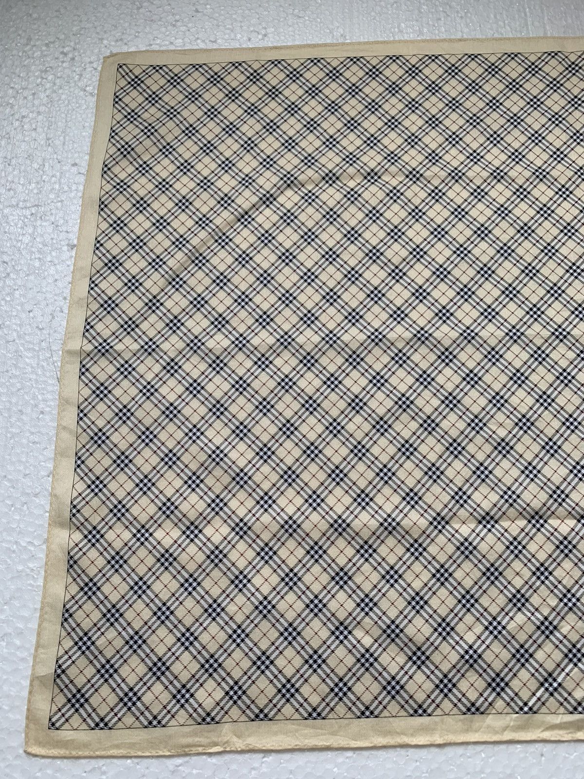 Burberry Burberry Handkerchief / Neckerchief / Bandana Size ONE SIZE - 4 Thumbnail