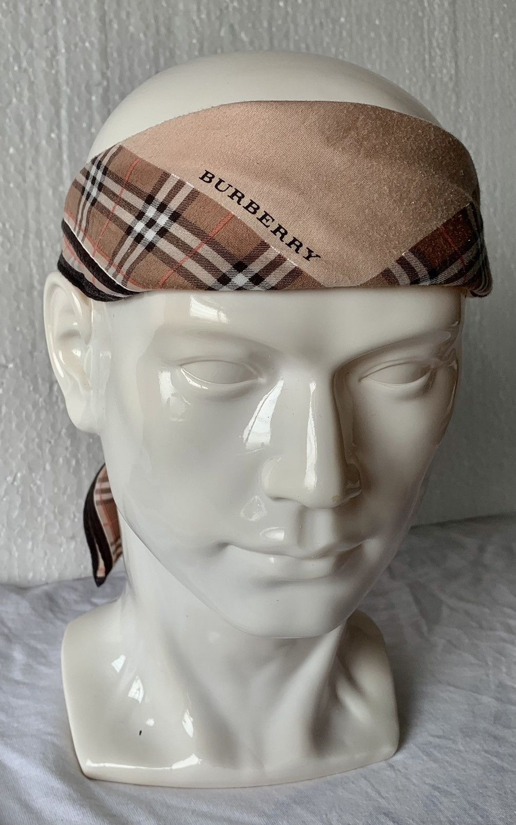 Burberry Burberry Handkerchief / Neckerchief / Bandana Size ONE SIZE - 1 Thumbnail