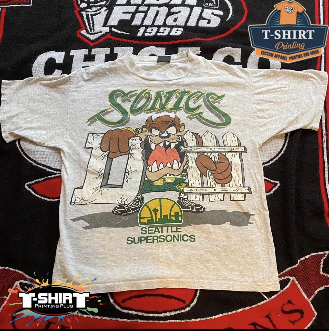 Deadstock store Retro Seattle Supersonics Tasmanian Devil Tee