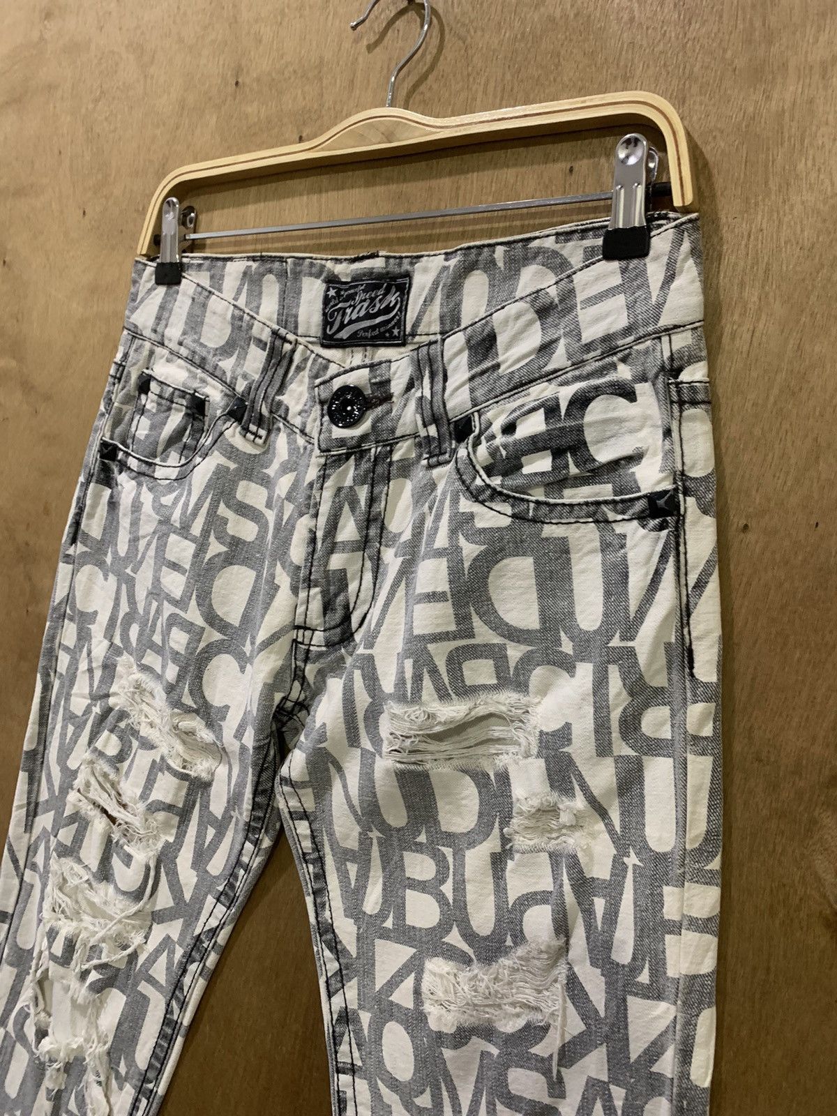 Seditionaries SKY BOMBER Fullprinted Allover Rugged Distressed Denim Jeans Size US 30 / EU 46 - 7 Thumbnail
