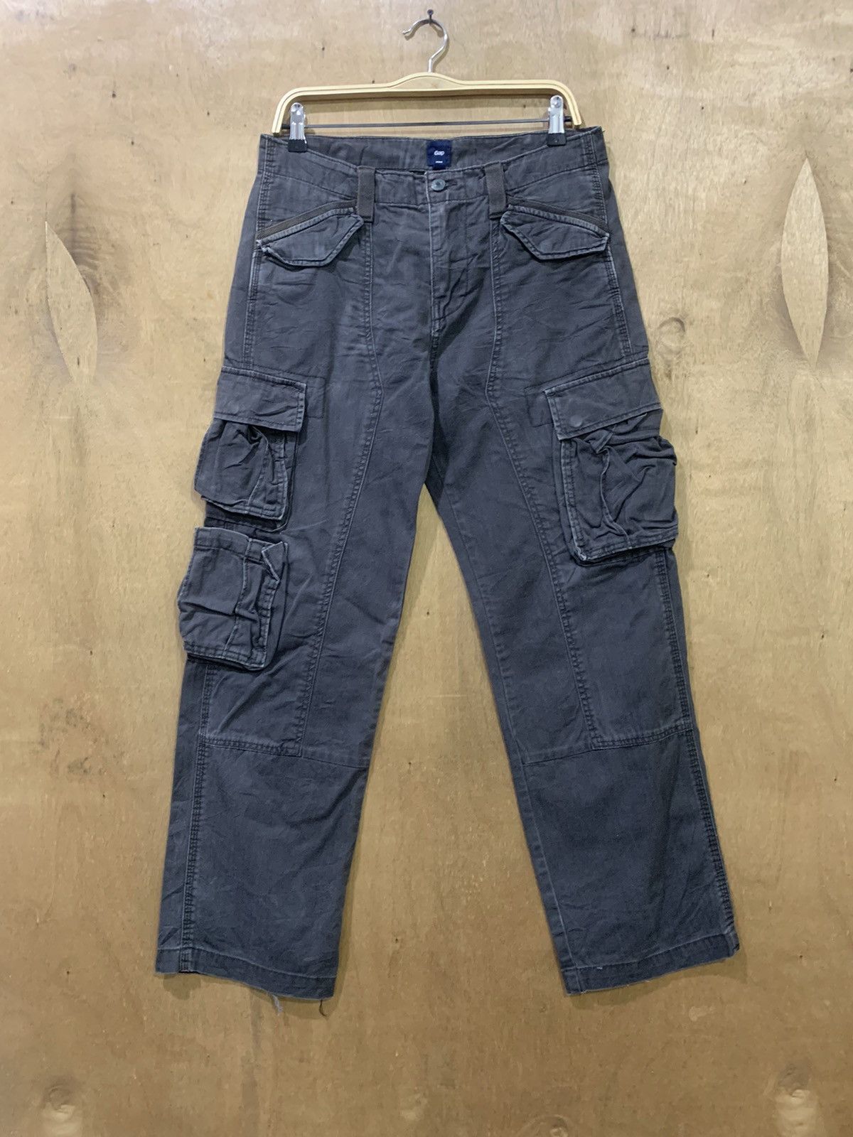 Gap × Japanese Brand GAP Carpenter Baggy Multipocket Tactical Utility Cargo Pant Size US 32 / EU 48 - 1 Thumbnail