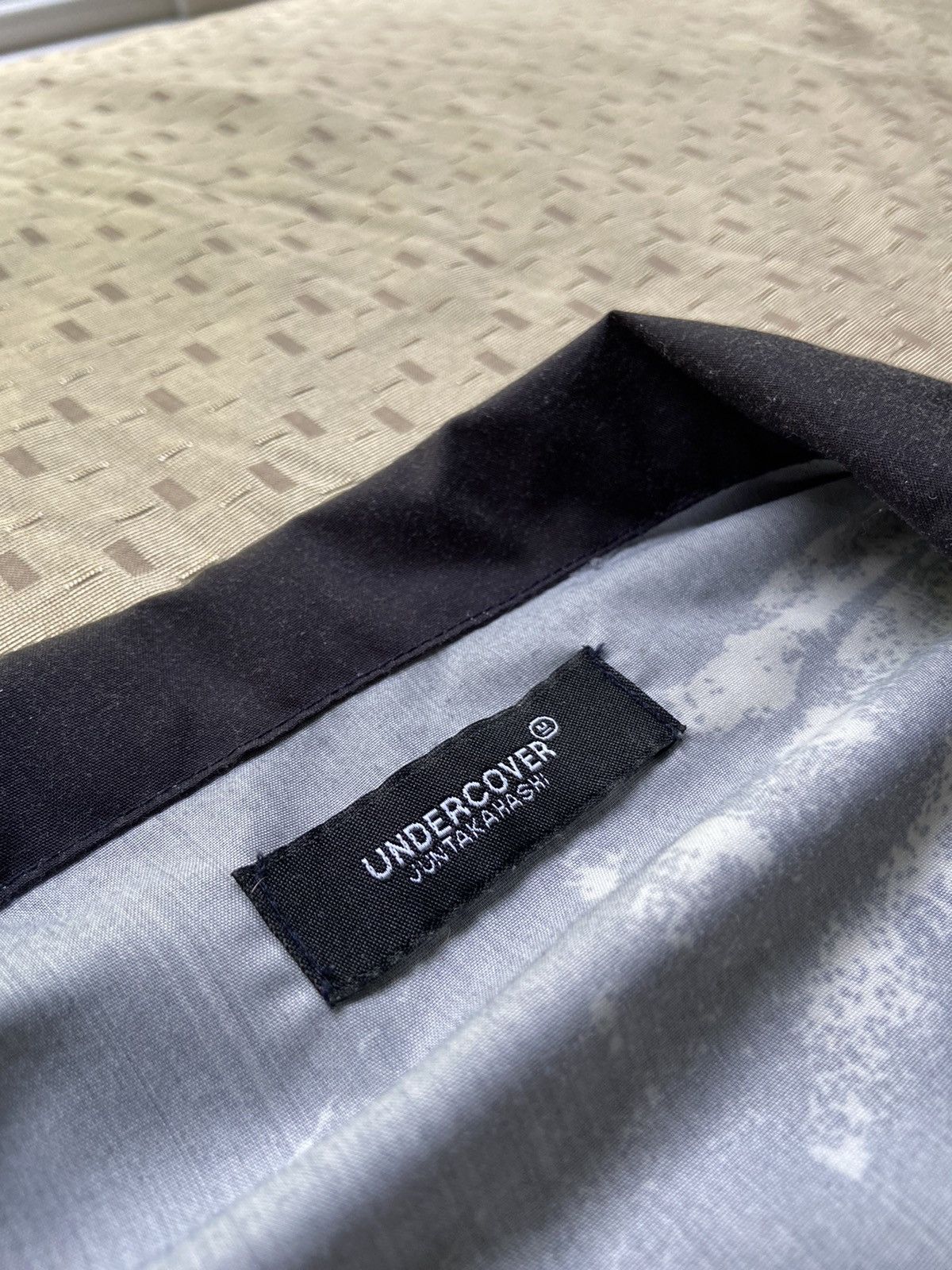 Undercover SS20 Devil Button Up L Size US L / EU 52-54 / 3 - 8 Thumbnail