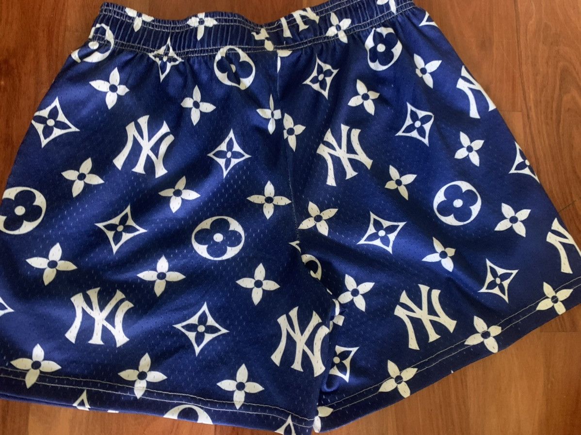 I have this NY Yankees LV bravest studios shorts in