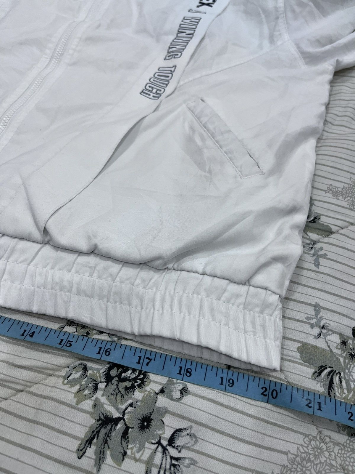 Japanese Brand × Vintage R. VINTAGE YONEX SWEATER Size US L / EU 52-54 / 3 - 14 Thumbnail