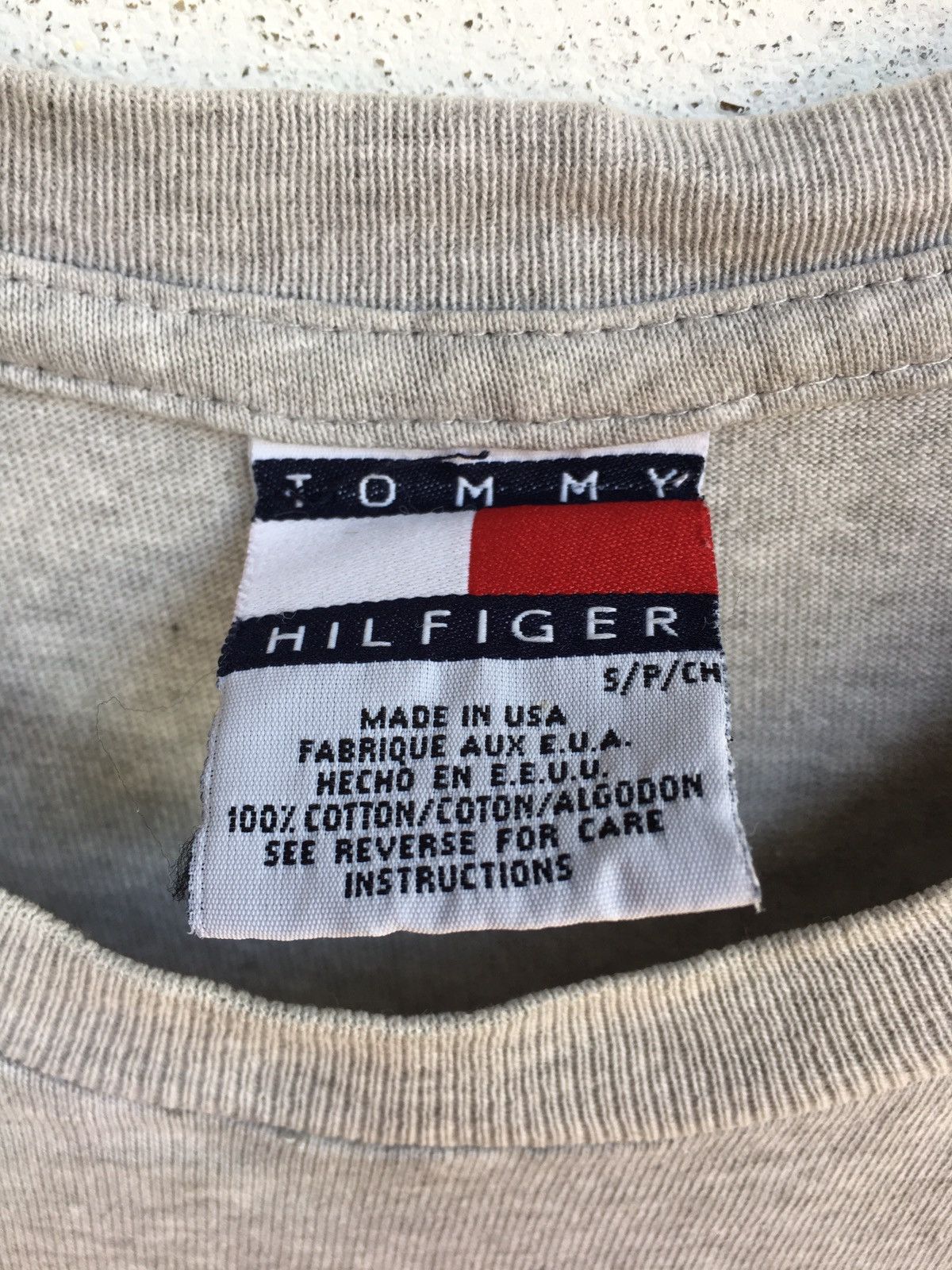 Tommy Hilfiger Vintage 90s Tommy Hilfiger Big Logo T Shirt Size US XL / EU 56 / 4 - 5 Thumbnail
