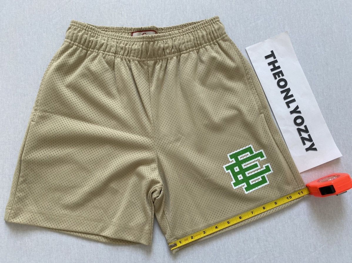 Eric Emanuel Eric Emanuel EE Basic Short Khaki/Green sz small Size US 32 / EU 48 - 3 Thumbnail