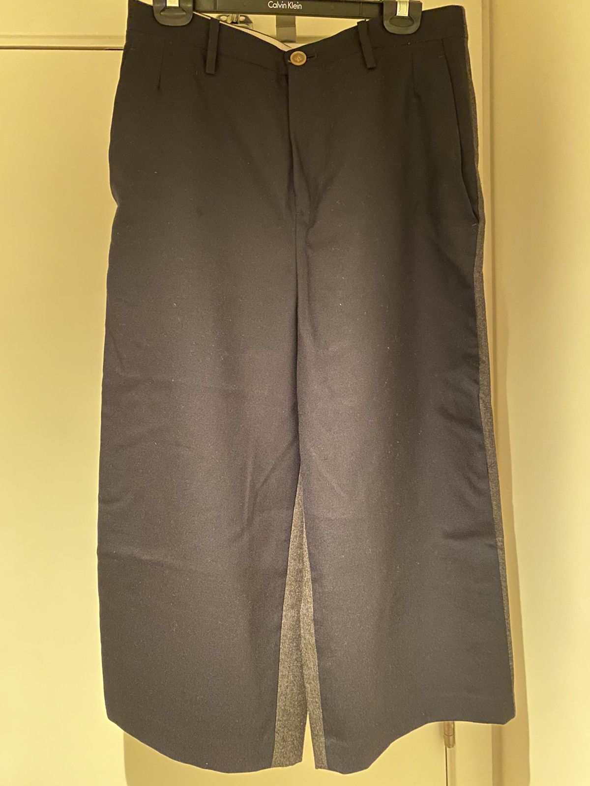 image of Digawel 3/4 Wool Wide Pants in Navy/Grey, Men's (Size 32)