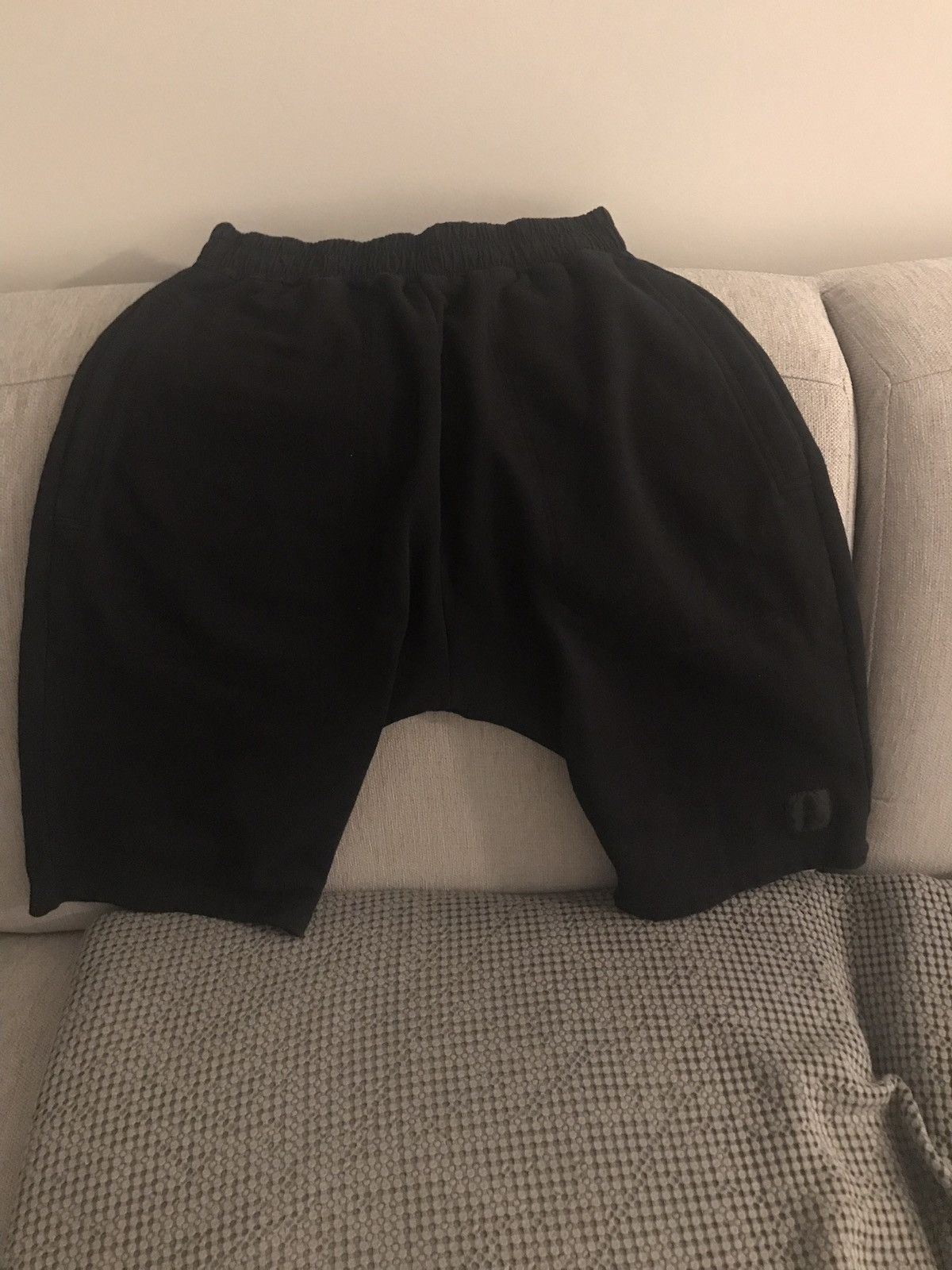 Silent By Damir Doma Silent by Damir Doma Drop Crotch Short Pant Size US 32 / EU 48 - 1 Thumbnail