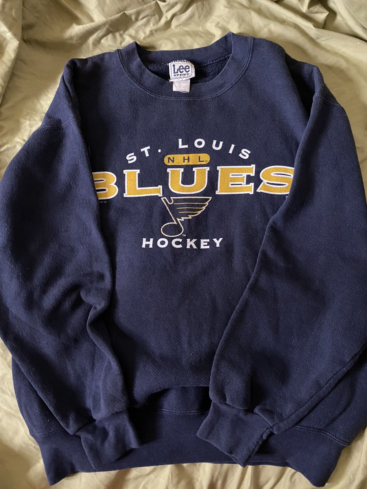 CustomCat St.Louis Blues Vintage NHL Crewneck Sweatshirt Red / 3XL