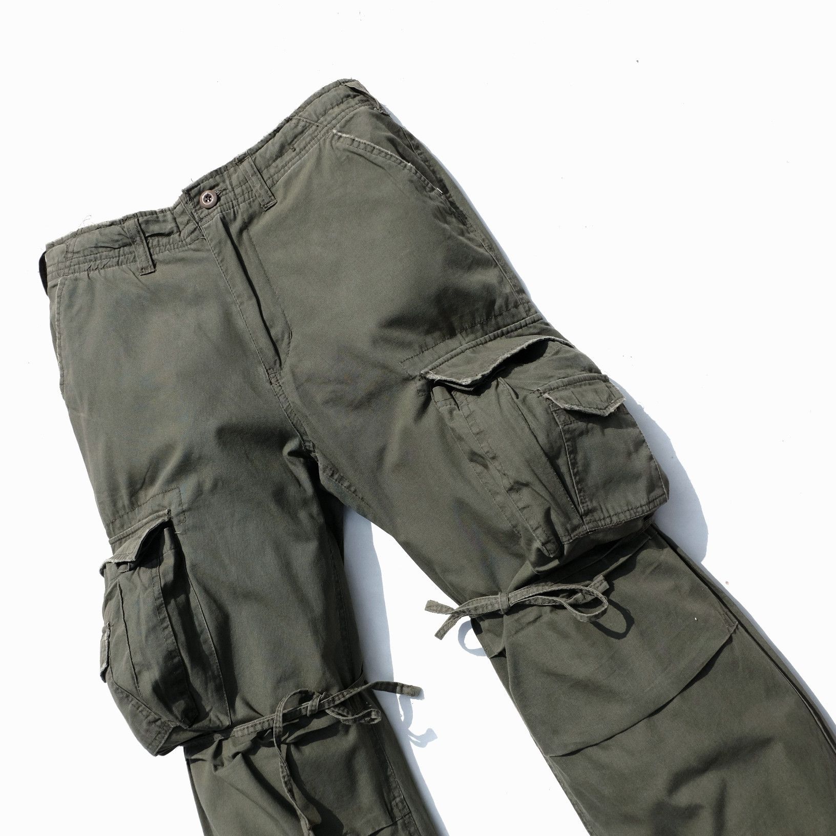Japanese Brand UNBRANDED/UNKNOWN bondage cargo pants Size US 29 - 2 Thumbnail