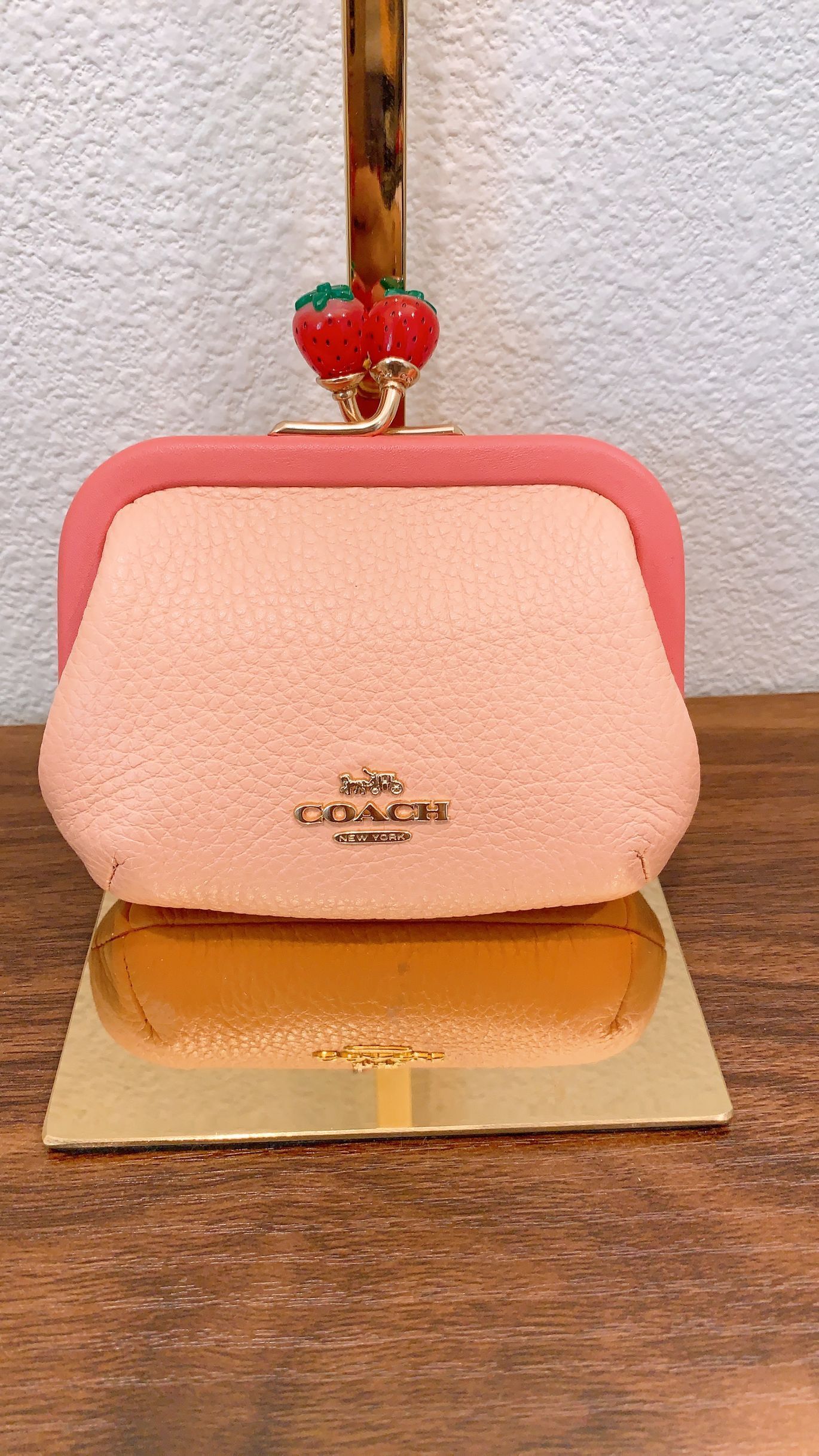 Coach Nora Kisslock fashion Card Case