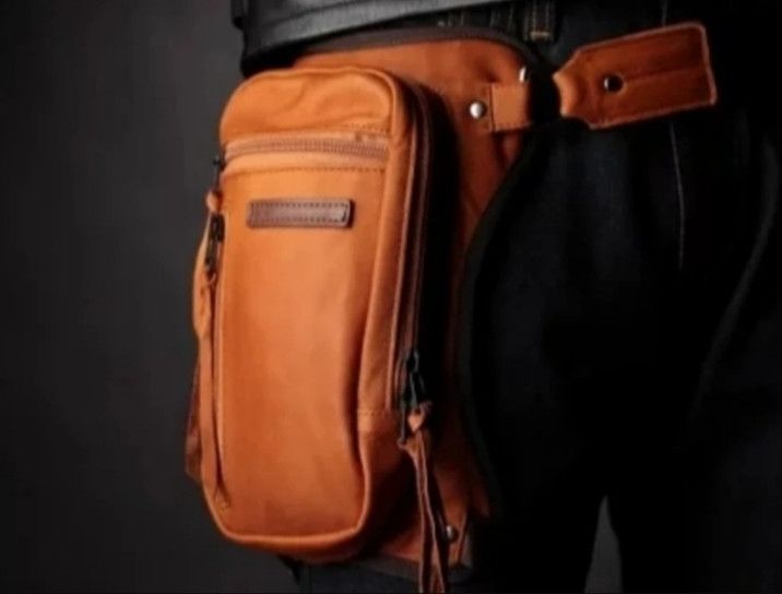 Genuine Leather KUSHITANI : 2 WAY LEATHER MOTORCYCLE/BIKERS LEG BAG Size ONE SIZE - 7 Thumbnail
