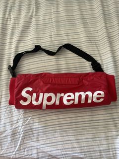 Supreme Hand Warmer HANDWARMER 18FW Red White Unisex Nylon Brand