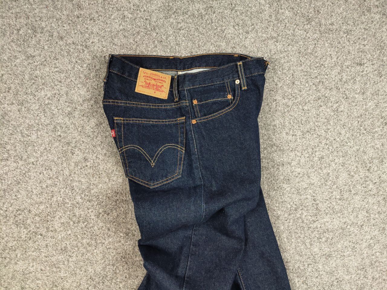 Levi's Vintage 90s Levis 505 Blue Classic Denim Jeans Made Canada Size US 33 - 17 Thumbnail
