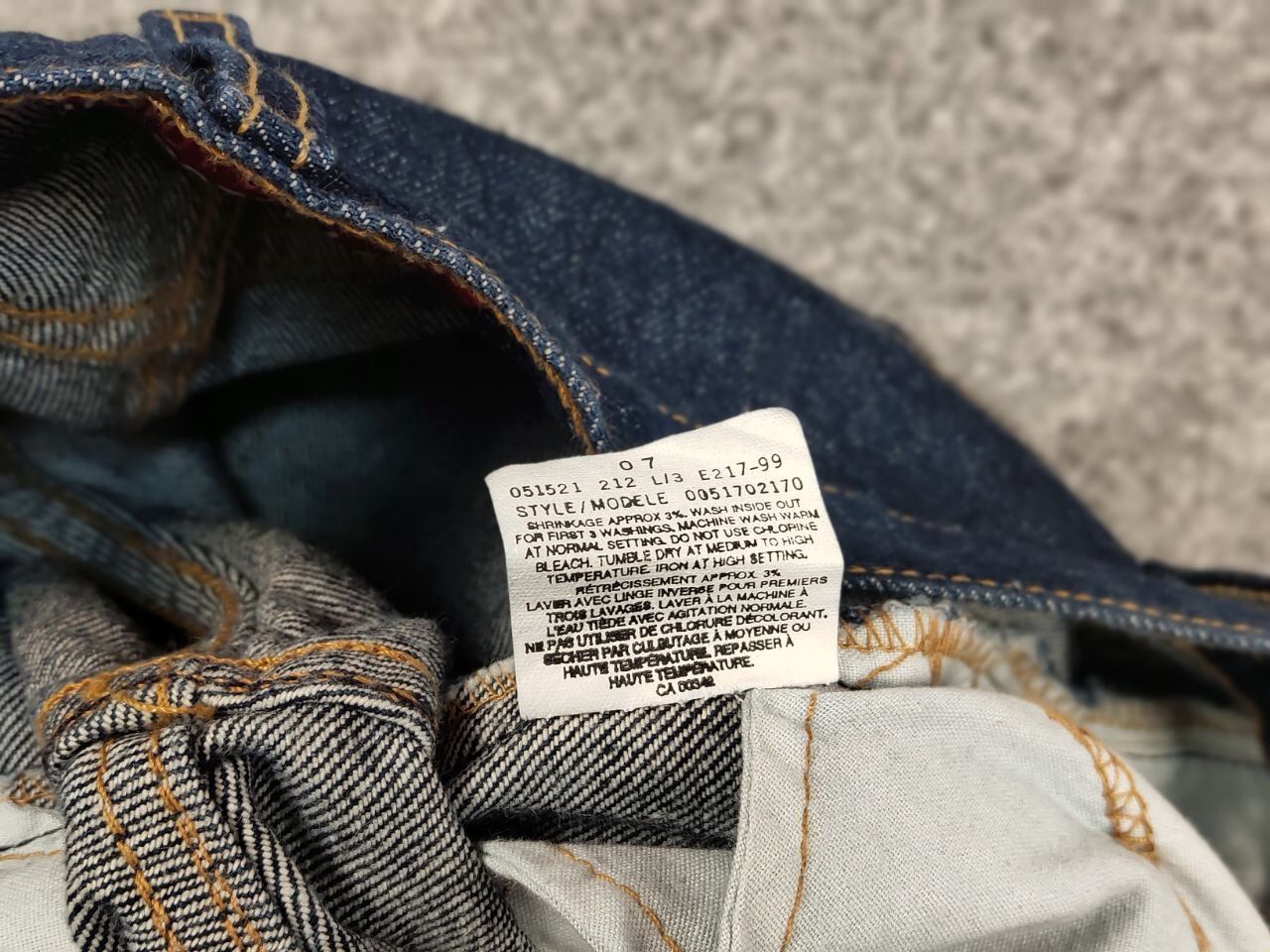 Levi's Vintage 90s Levis 505 Blue Classic Denim Jeans Made Canada Size US 33 - 22 Thumbnail