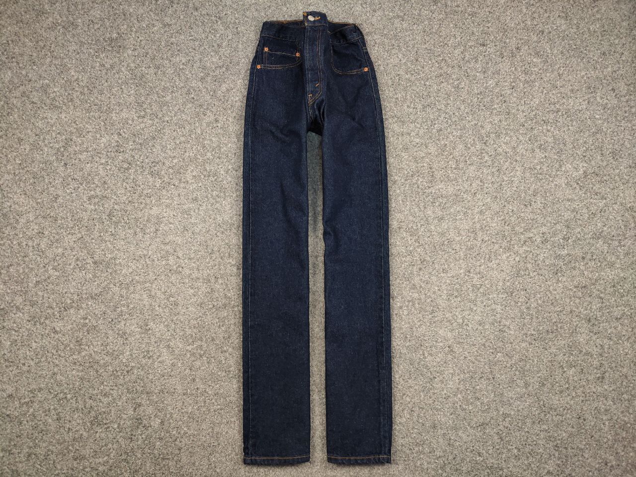 Levi's Vintage 90s Levis 505 Blue Classic Denim Jeans Made Canada Size US 33 - 1 Thumbnail